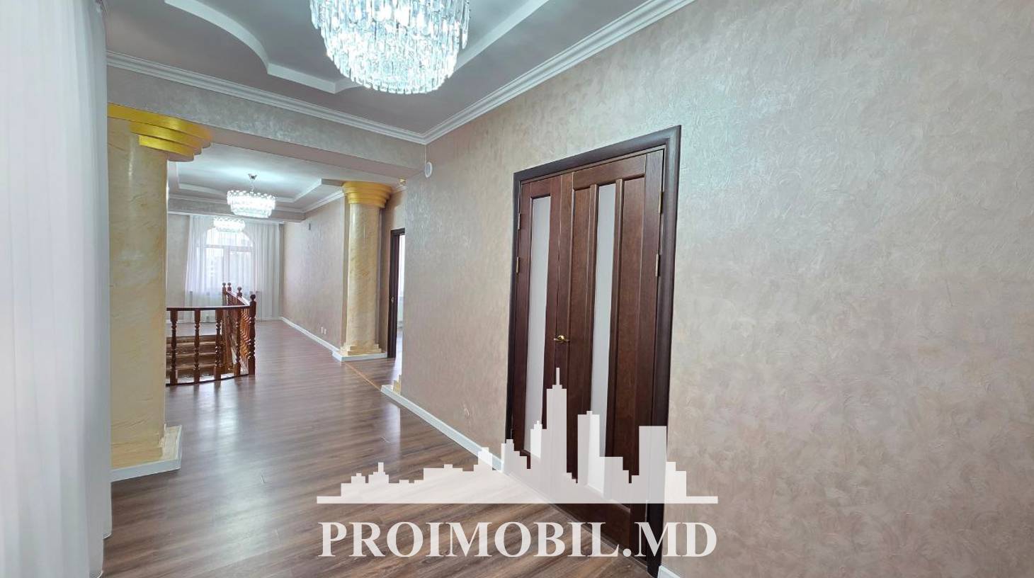https://images.proimobil.md/85xOmXJmjU3yEAAdcD1tig-t40T-k5TtZ4a15ZsyI1o/watermark:0.75:so:0:30:0.39/resize:fill:1460:816:1/gravity:ce/bG9jYWw6Ly8vZXN0YXRlL2xyL2U1OTQzMmEwLTkyMWItNDgzZS1hMTMxLTQxNTlhNWRmNjk4ZS5qcGVn