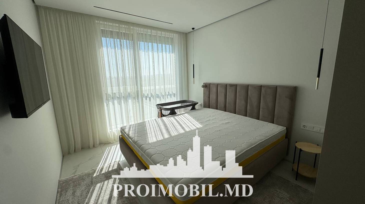 https://images.proimobil.md/87O_YoAEIridawJq5dLVgtWe_d3Ny4Z4iYi52uP_U3Y/watermark:0.75:so:0:30:0.39/resize:fill:1460:816:1/gravity:ce/bG9jYWw6Ly8vZXN0YXRlL2xyL2YzYTczYzY4LTA4YWUtNDIwNC1iYTdmLTU1NmQ5Y2E4ODU4Yy5qcGVn