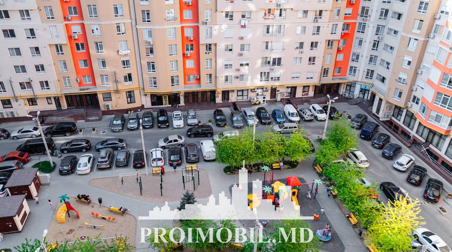 https://images.proimobil.md/89EWJ5qhSub59AGxXH98sWlJUIXYpcZnARuOlkEJPPk/watermark:0.75:so:0:30:0.39/resize:fill:1460:816:1/gravity:ce/bG9jYWw6Ly8vZXN0YXRlL2xyLzgwOWRhN2IyLTIyYTUtNDZiNy04M2RiLTVkNWVmNTdmY2M1OS5qcGVn