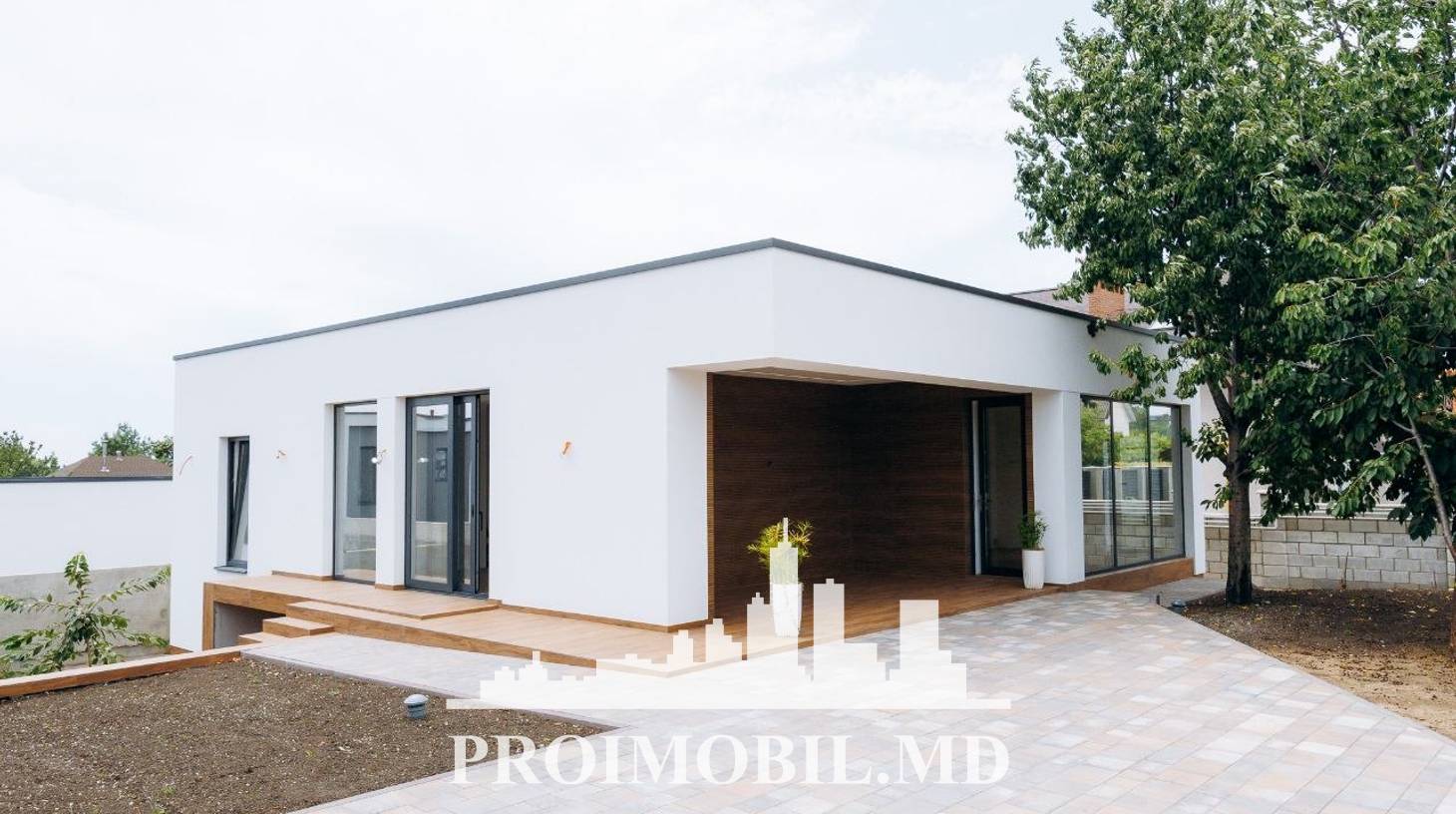 https://images.proimobil.md/89c_IhZdhE_46b68OkZy110JaAFBRaJMCuW4E12eosA/watermark:0.75:so:0:30:0.39/resize:fill:1460:816:1/gravity:ce/bG9jYWw6Ly8vZXN0YXRlL2xyL2JmMDNiMjI4LTQwNzItNDgxMS1hNjQ3LTUzNGMxNmI1OGRmOS5qcGVn