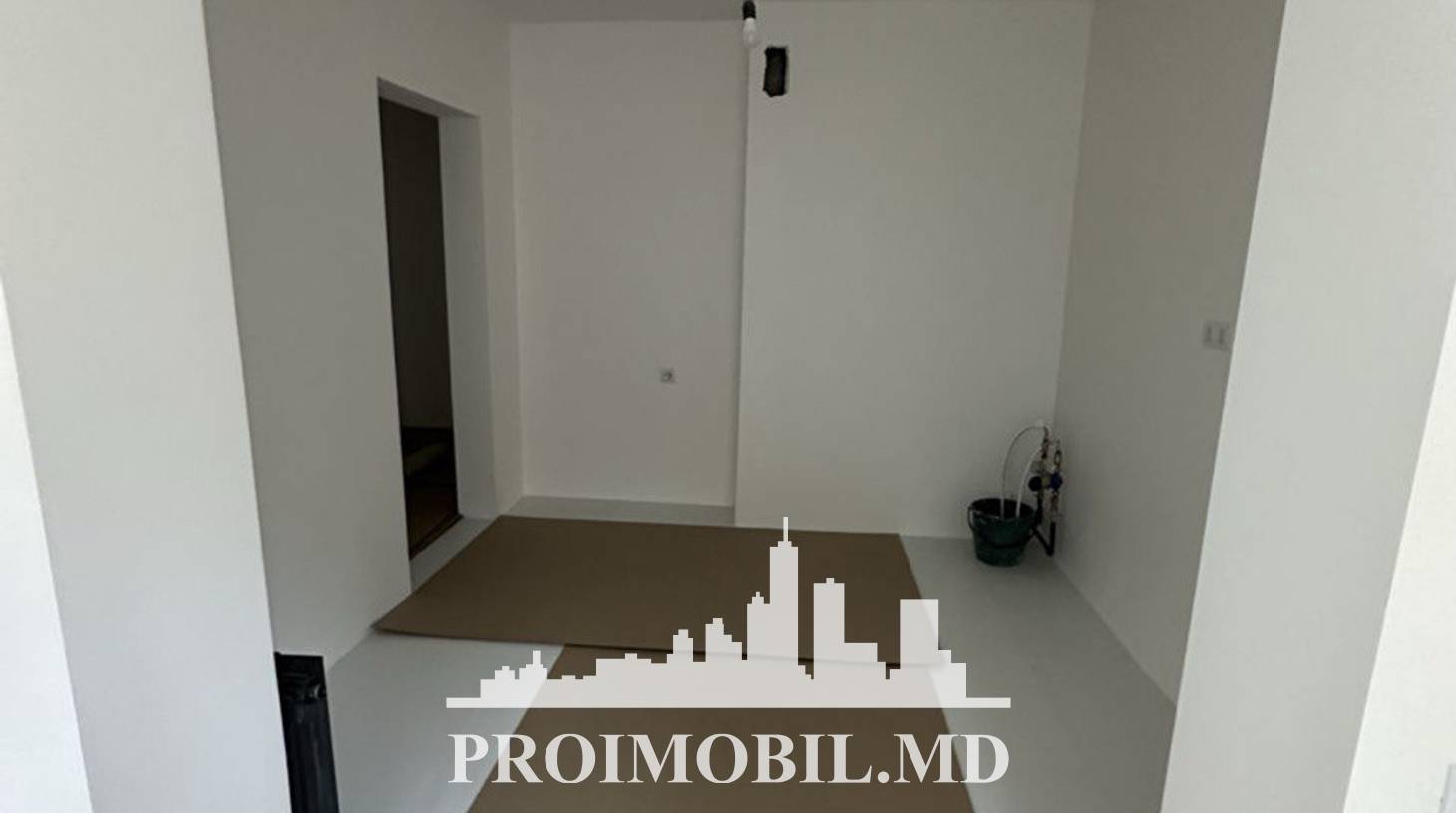 https://images.proimobil.md/8B-NS20y4S4MKd_KRoaFDbPCBf2c7tWoCzqefiSRdxQ/watermark:0.75:so:0:30:0.39/resize:fill:1460:816:1/gravity:ce/bG9jYWw6Ly8vZXN0YXRlL2xyLzY2YzliZDM3LTE2ZGEtNDk2Zi1iYTMzLWE5YjUxMjg4NmFiNi5qcGVn