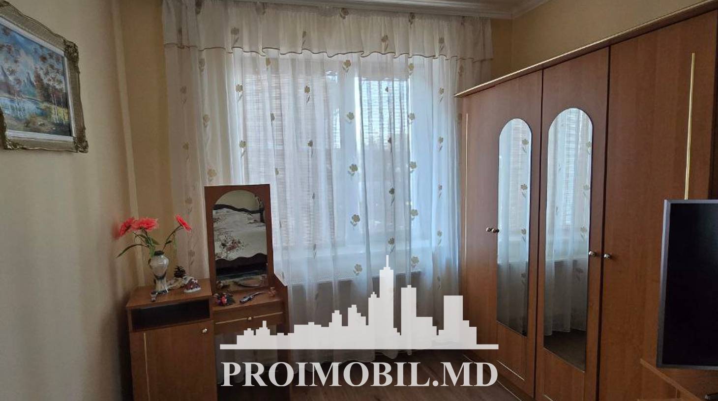 https://images.proimobil.md/8CqdEbkAwVXtE4RqN_lUOaZlouonIYP__M8v8io548g/watermark:0.75:so:0:30:0.39/resize:fill:1460:816:1/gravity:ce/bG9jYWw6Ly8vZXN0YXRlL2xyLzIzNzI0NTY0LTgxZWQtNDVhNC1hMTQ0LTRiZjJiNTM2ZDEyMi5qcGVn