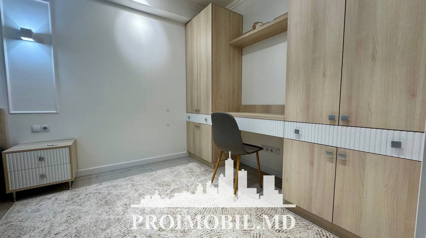 https://images.proimobil.md/8D228zjlMd-3HZYhl0xTICVmeeGbMSNM4EYgHWQVVpQ/watermark:0.75:so:0:30:0.39/resize:fill:1460:816:1/gravity:ce/bG9jYWw6Ly8vZXN0YXRlL2xyLzczMTEzMTFjLTQ5Y2UtNGFjOS05ZDBkLWIzMDE0ODBjNGZiZS5qcGVn