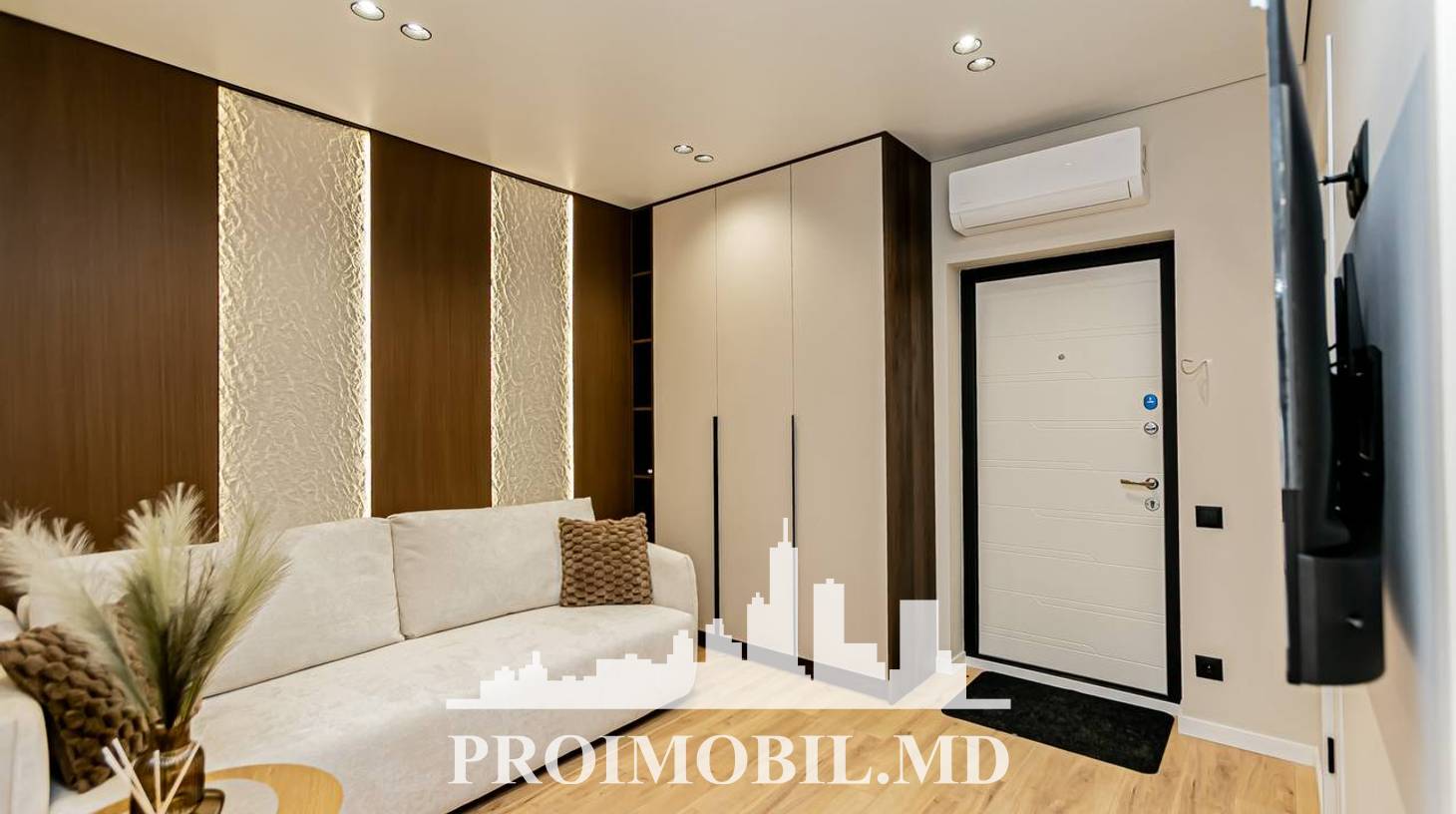 https://images.proimobil.md/8F-lHjrRNFlnbVPW1kNBAa9bDFj395vbY3W-R44FMBs/watermark:0.75:so:0:30:0.39/resize:fill:1460:816:1/gravity:ce/bG9jYWw6Ly8vZXN0YXRlL2xyLzU0ZjEyYjEzLTNmMzItNDFjZC1iOTM4LWI0ZDJjNDUyNjcwZS5qcGVn