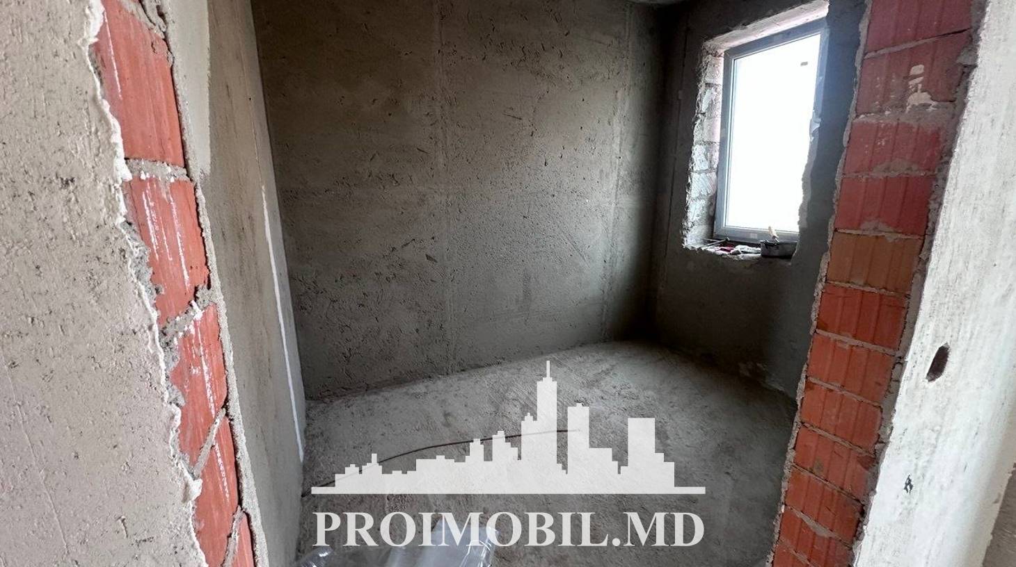 https://images.proimobil.md/8J5DUkHXU_N2Q-OA14mvXSNKcWACnUZxPeSsWexJZAg/watermark:0.75:so:0:30:0.39/resize:fill:1460:816:1/gravity:ce/bG9jYWw6Ly8vZXN0YXRlL2xyLzcxZmUzNzY4LWViMWMtNDIzZi1hMmI0LThjYmE5ODg5YTk3NS5qcGVn