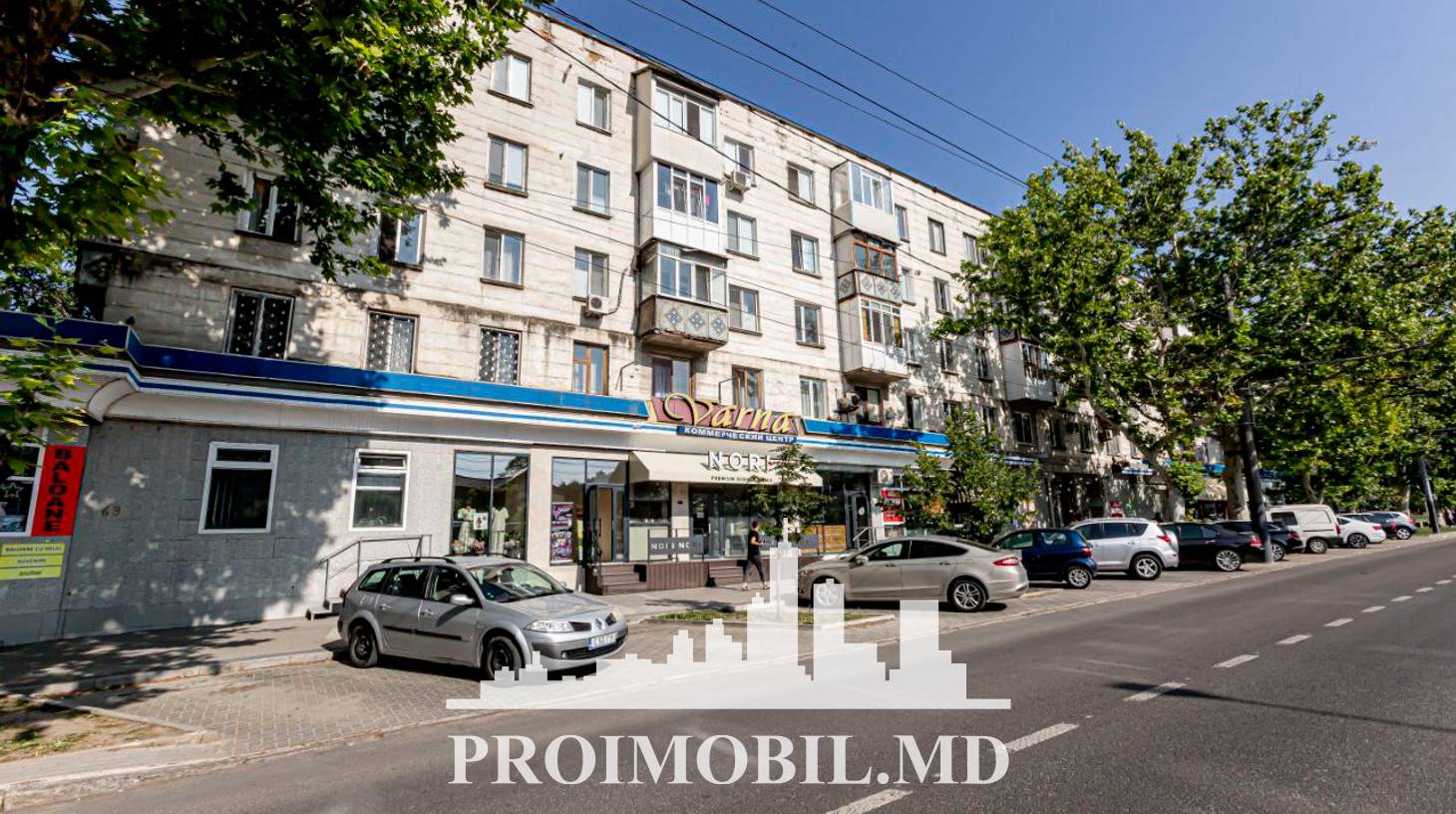 https://images.proimobil.md/8JeIdUowNJMAEUNNhNp-O4z_X26a3Z5DrXn6aIJhMqQ/watermark:0.75:so:0:30:0.39/resize:fill:1460:816:1/gravity:ce/bG9jYWw6Ly8vZXN0YXRlL2xyLzU2MGEwOTBmLTA5OTctNDVjNy1hMTljLWRjMWIzOTI0NGYzMy5qcGVn