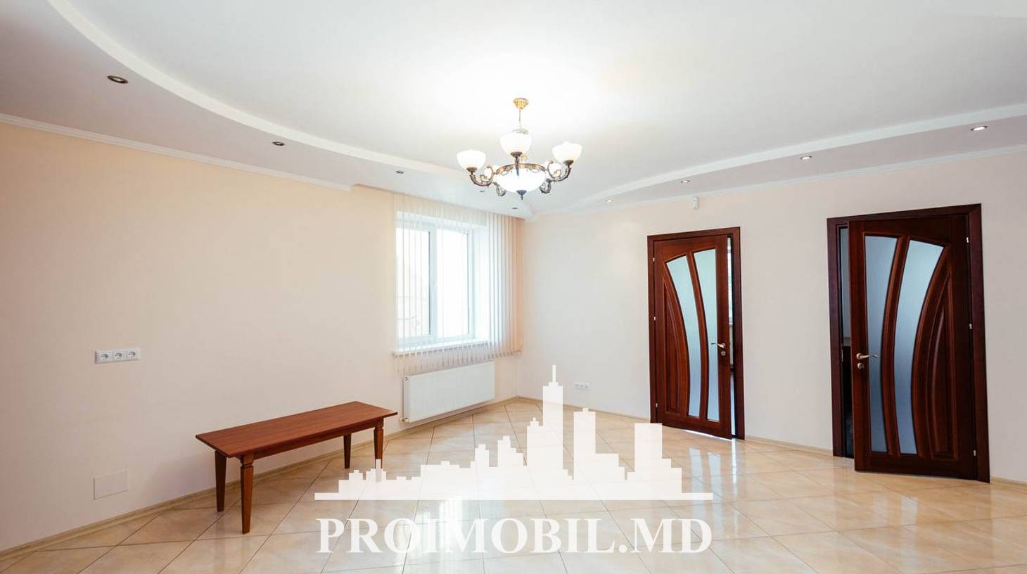 https://images.proimobil.md/8OKXQA8h8fuf3JzjGjlXh6RHRTubw9ynDdXOUzqOAIA/watermark:0.75:so:0:30:0.39/resize:fill:1460:816:1/gravity:ce/bG9jYWw6Ly8vZXN0YXRlL2xyLzM3NDU2MWFjLWUyMTEtNDY4NS1iZThmLTk4ZWExMzhmYjM0MS5qcGVn