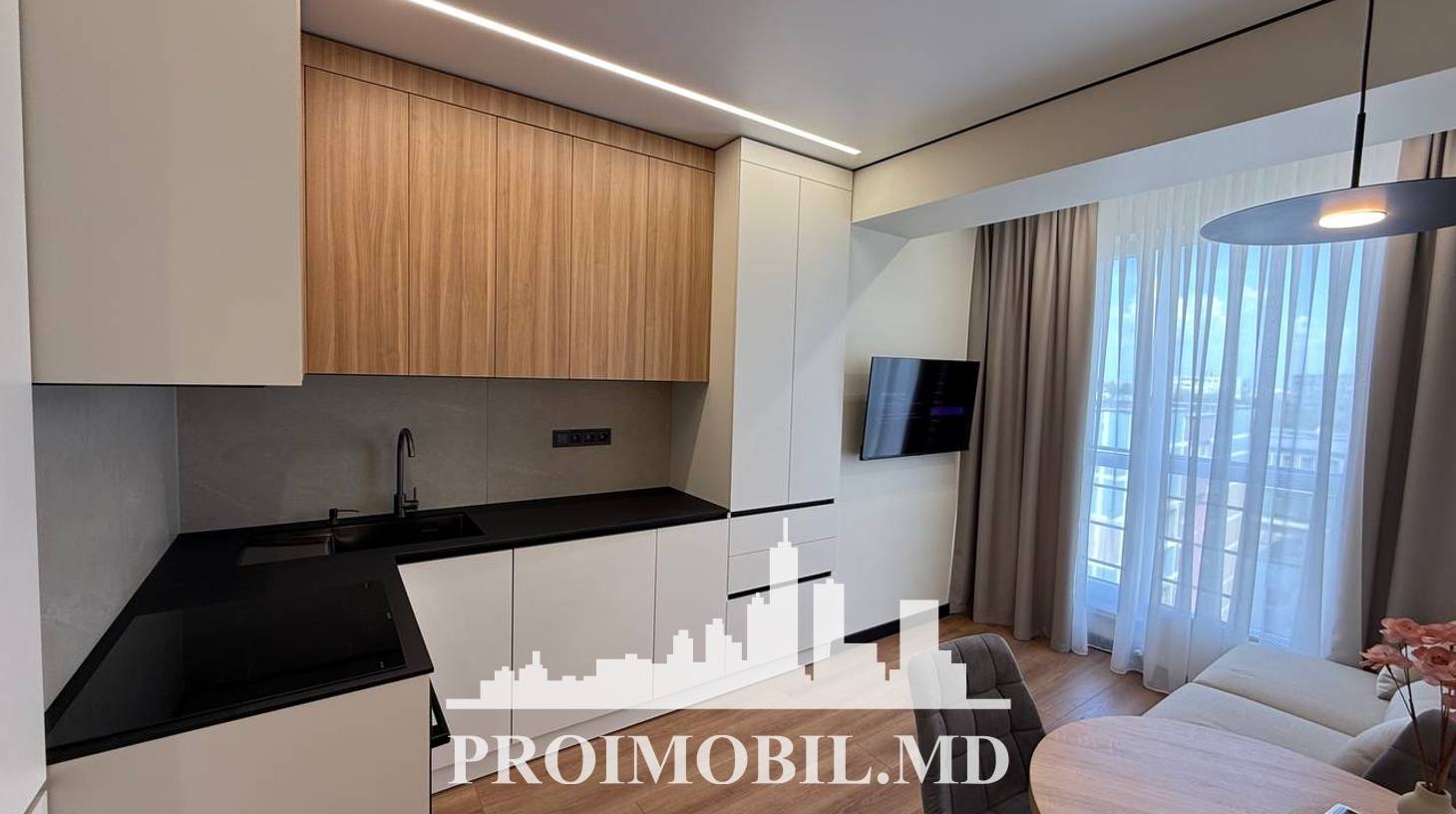 https://images.proimobil.md/8PGyGzJlg1r9Mb1rMpUXYkt2ZOmXHi6hqbLQ3FqKgL8/watermark:0.75:so:0:30:0.39/resize:fill:1460:816:1/gravity:ce/bG9jYWw6Ly8vZXN0YXRlL2xyL2NjYzI0ZWZjLWRjMGUtNGEyOS1hMWZiLTcyYTg0ZmIwYzIyMy5qcGVn