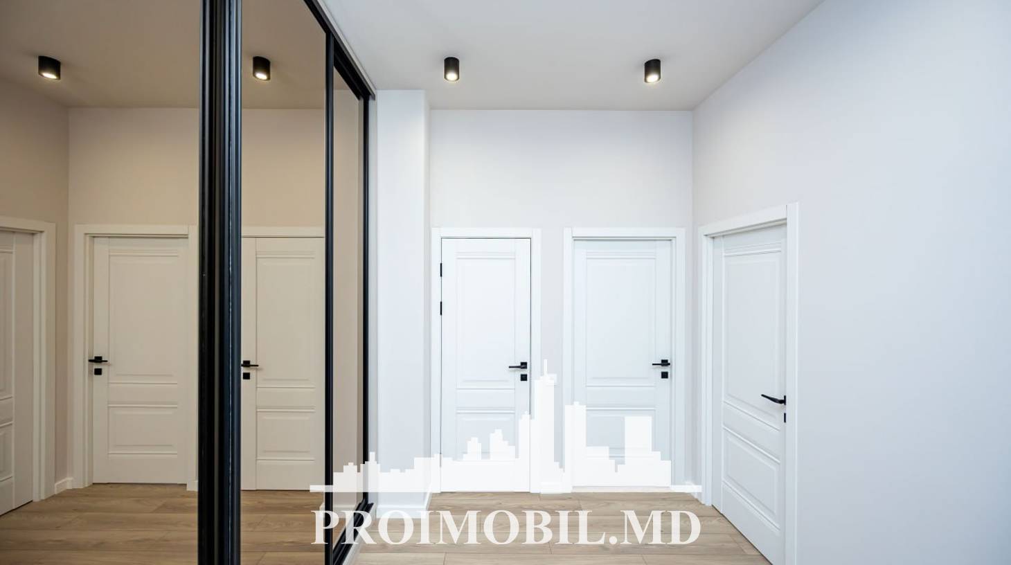 https://images.proimobil.md/8PZ-e0t8srngH5aM_QselKao2OnSfd6miQFZ-xk779s/watermark:0.75:so:0:30:0.39/resize:fill:1460:816:1/gravity:ce/bG9jYWw6Ly8vZXN0YXRlL2xyL2QxYWVjMzM2LTE5ZmUtNGQzOS1hMzgxLTcwMzhmNTVlMDIxOC5qcGVn