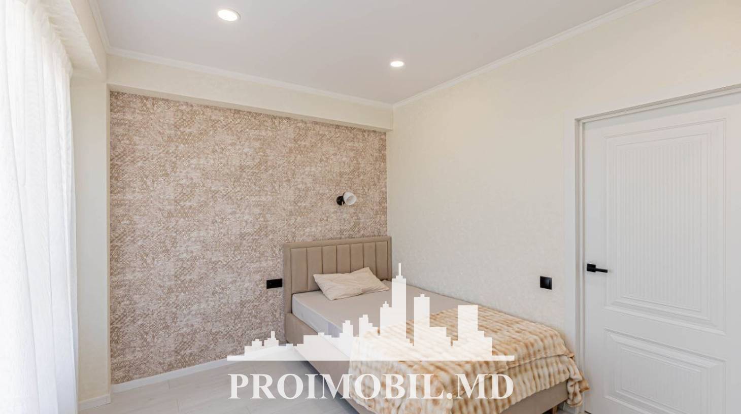 https://images.proimobil.md/8Q0RD3FuXrSSwti_NS7jCLO9n7dZDFMvrR5cf1tzVzw/watermark:0.75:so:0:30:0.39/resize:fill:1460:816:1/gravity:ce/bG9jYWw6Ly8vZXN0YXRlL2xyLzMwOGEzMzI0LTMwMWQtNDY4Yi05NjFhLWZkMWI0NGQyZDBmMC5qcGVn