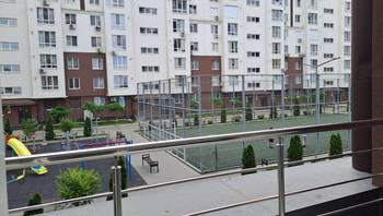 https://images.proimobil.md/8QdR-gVr-YzsmBrXk-zIR80ou8hr6oC8moDuN7yI9Vc/resize:fill:350:198:1/gravity:ce/bG9jYWw6Ly8vZXN0YXRlL2xyLzg5NTJlZjNjLWExOTUtNGNiMS04MWZlLThiYzE3MmIxOGQ0Ny5qcGVn