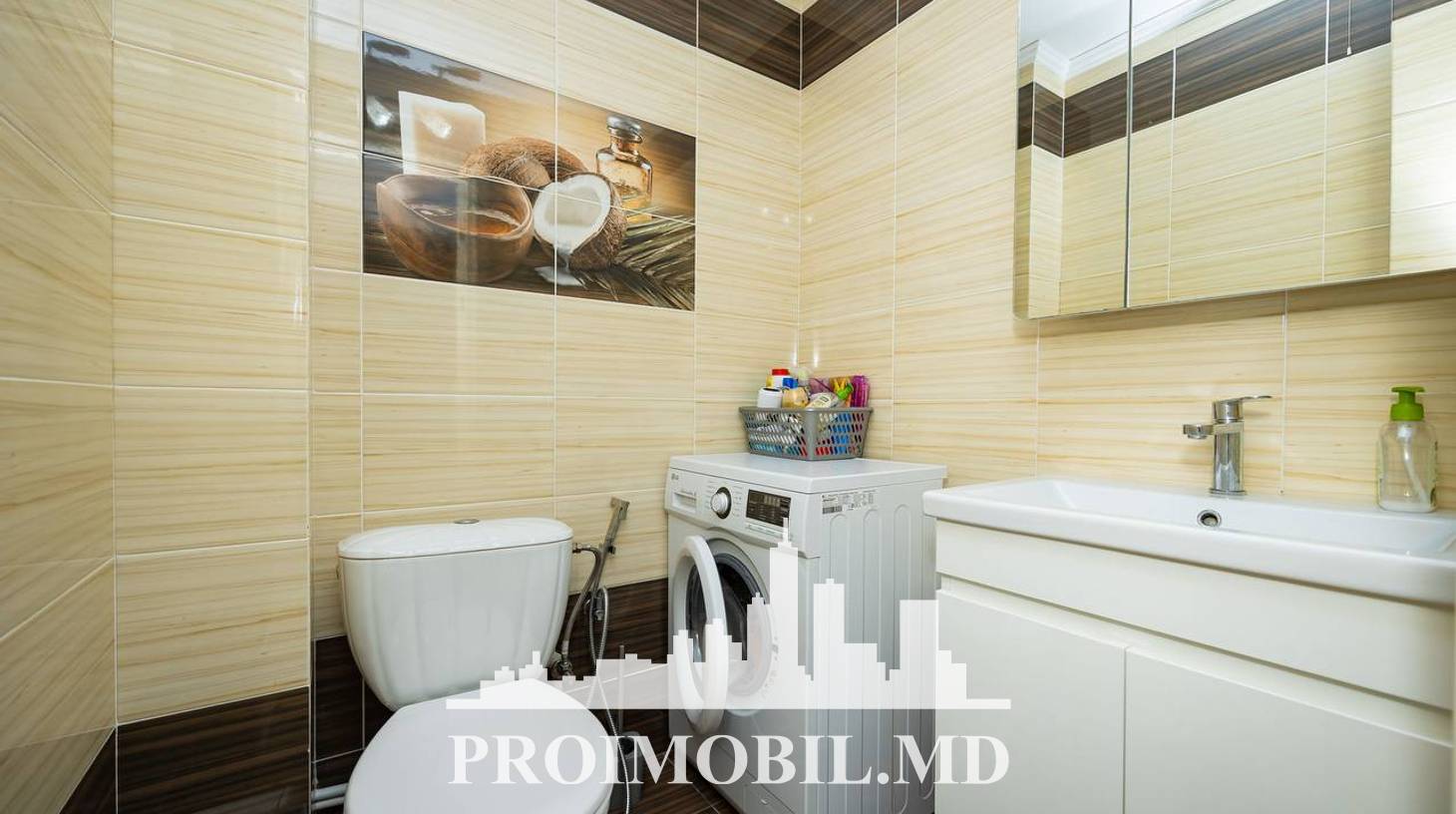 https://images.proimobil.md/8SXlm6j4xsrbIhz6f24zdGWmLFnVnG7EFqwN0-4yzis/watermark:0.75:so:0:30:0.39/resize:fill:1460:816:1/gravity:ce/bG9jYWw6Ly8vZXN0YXRlL2xyLzBiMWQyYTc4LTM0MDktNDVjMi1iMTAzLTgzMTAzYzYwOGU1Zi5qcGVn