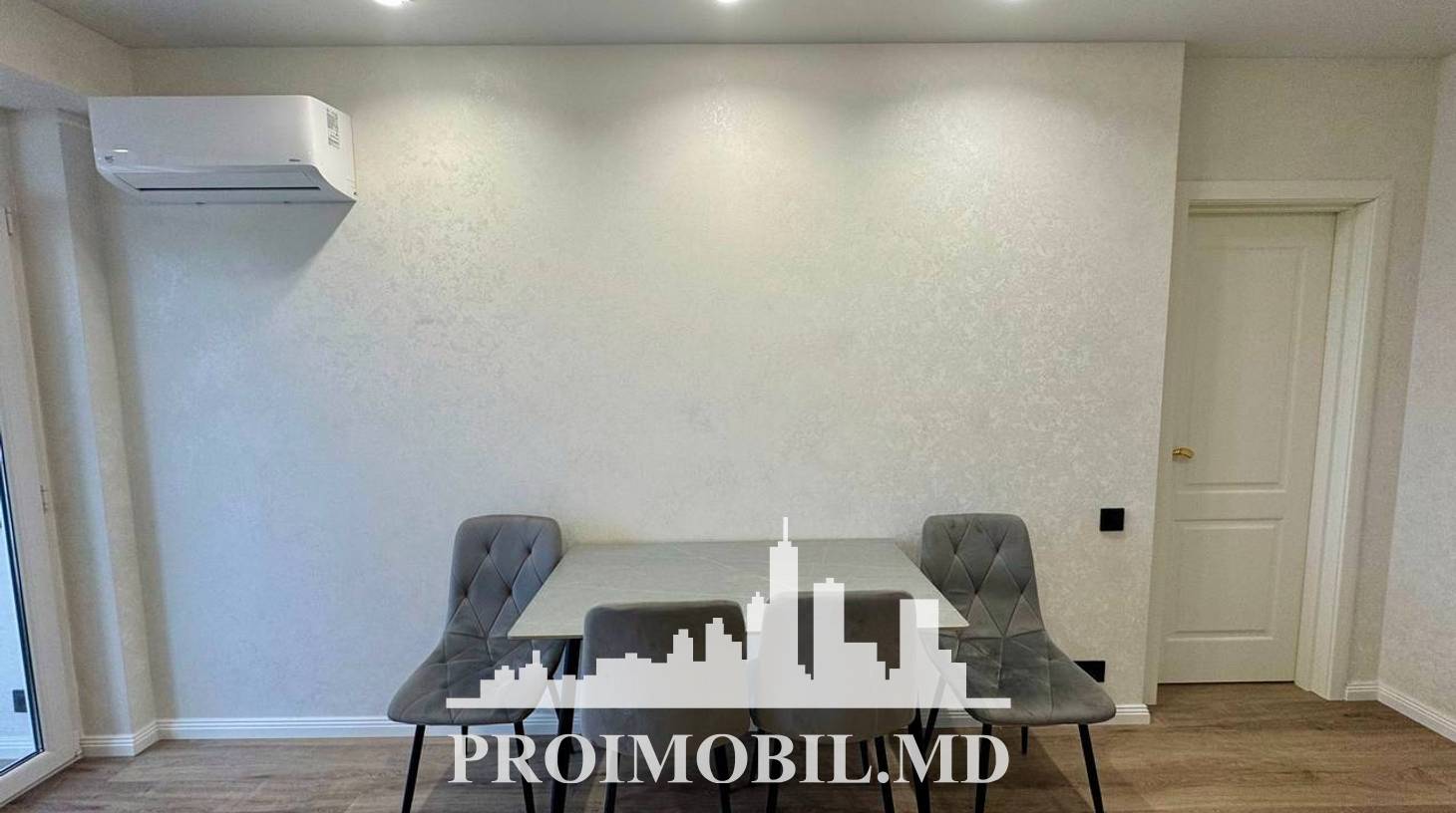 https://images.proimobil.md/8_Ub0D10LSZg18XlaSC9UwUICfUxhHt3ziCAs2r0QKc/watermark:0.75:so:0:30:0.39/resize:fill:1460:816:1/gravity:ce/bG9jYWw6Ly8vZXN0YXRlL2xyLzY4Y2Q1NDUxLTE3NDQtNDViNi05ZmMyLWVmZmUwZTY5ZjNlMy5qcGVn