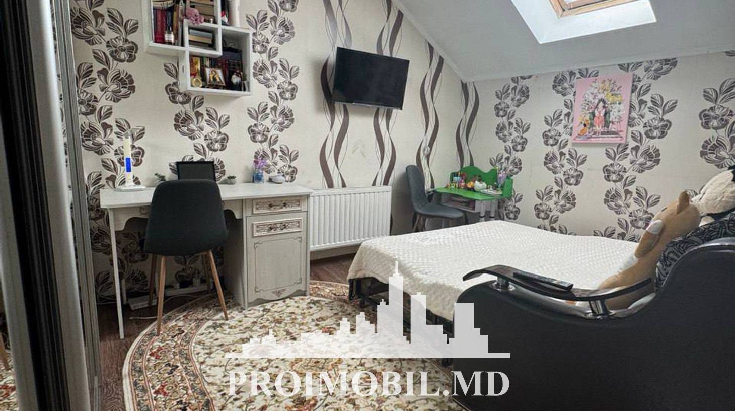 https://images.proimobil.md/8ei7G5hBP9q11npTuUnCoFQbWOKr2s0ORiDcnK997rA/watermark:0.75:so:0:30:0.39/resize:fill:1460:816:1/gravity:ce/bG9jYWw6Ly8vZXN0YXRlL2xyL2E1YTEzY2Q1LTYyZWYtNGM2My04ZjFlLTkyOTFkNmRmYTg0OC5qcGVn