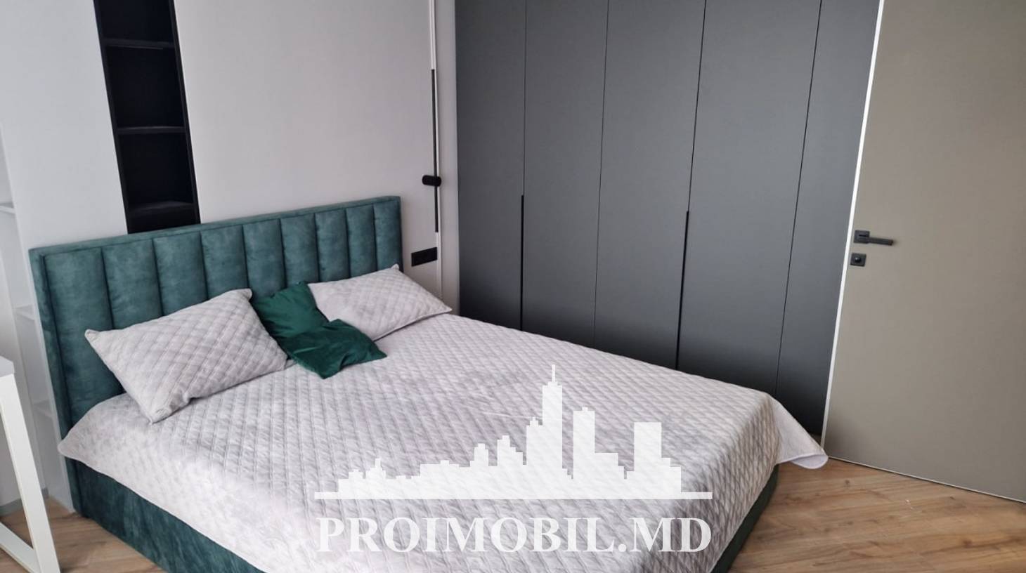 https://images.proimobil.md/8fNPlqx5oozsgMw-rv7dzaO8HOo6HDZRx_xdqouOPhU/watermark:0.75:so:0:30:0.39/resize:fill:1460:816:1/gravity:ce/bG9jYWw6Ly8vZXN0YXRlL2xyLzgyOWJlZjVkLWRmNDgtNGYyNS1iY2QxLTUzNDk4MTQxYzA1YS5qcGVn