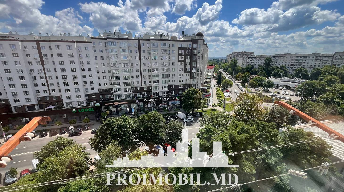 https://images.proimobil.md/8kTi1ug8CUQvN7k8VfMXJu4EPyVGbgmXhd1Flg-P3nE/watermark:0.75:so:0:30:0.39/resize:fill:1460:816:1/gravity:ce/bG9jYWw6Ly8vZXN0YXRlL2xyL2ExNTY3NGE2LTZmNGMtNDdlNC04YmQzLTg3NDcyZjg2MTJkYS5qcGVn