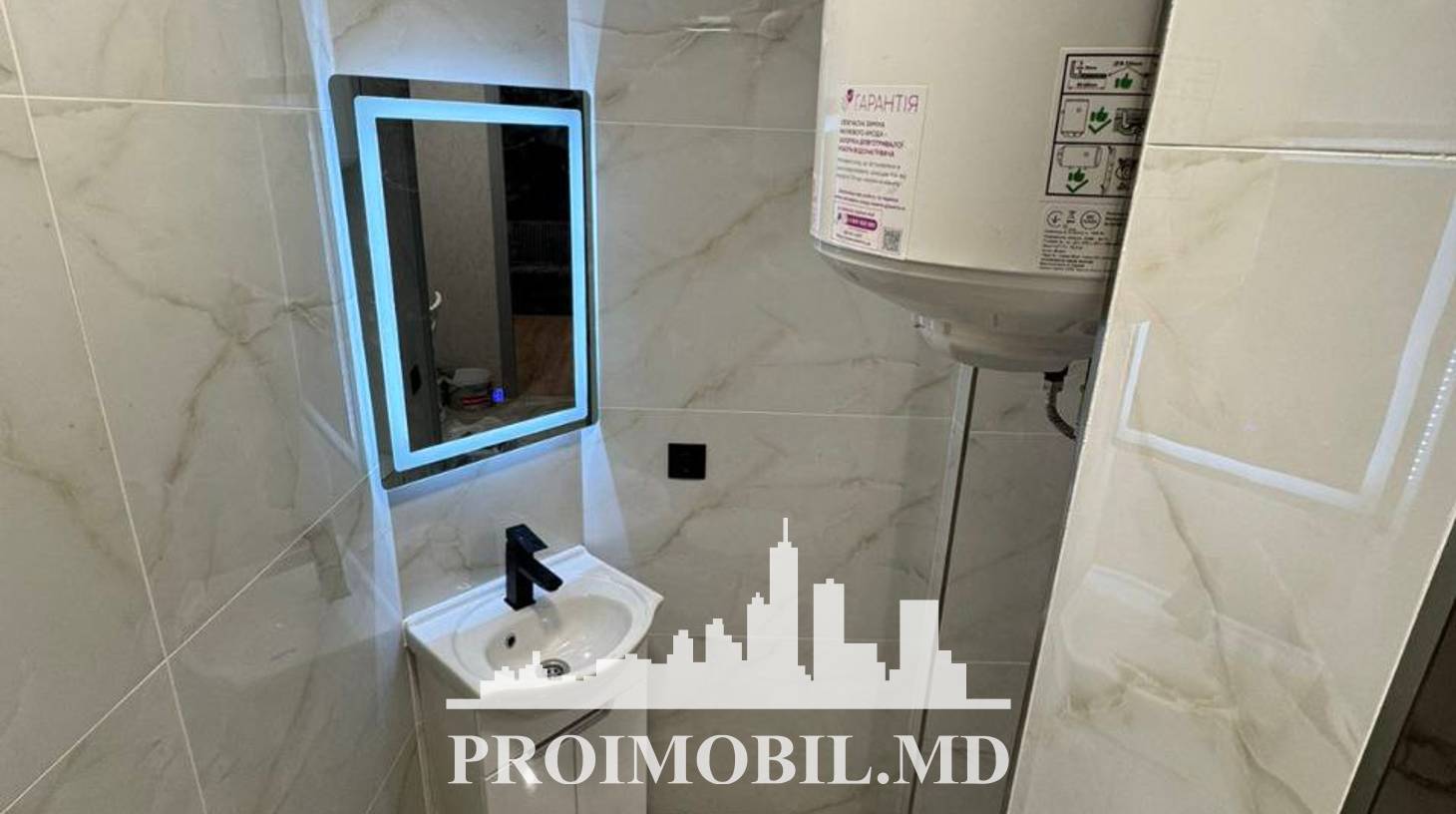 https://images.proimobil.md/8kh26EBJcRqUVW13eWo8ng6cfWOJDM9fvHr9eRZ326E/watermark:0.75:so:0:30:0.39/resize:fill:1460:816:1/gravity:ce/bG9jYWw6Ly8vZXN0YXRlL2xyLzE4ZTBjZTNkLWU2NzktNGI3Yy04OTRhLTZhM2I4NDVjYTEyNC5qcGVn