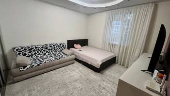 https://images.proimobil.md/8po3B4U9hIqsa73t44iA-PGvhJWyo0DWsEJdqWjDCI8/resize:fill:350:198:1/gravity:ce/bG9jYWw6Ly8vZXN0YXRlL2xyL2VmMjk3ZjVmLTFiZTItNGNlYy05NThmLWEyMjdjMTAxYTRiYS5qcGVn