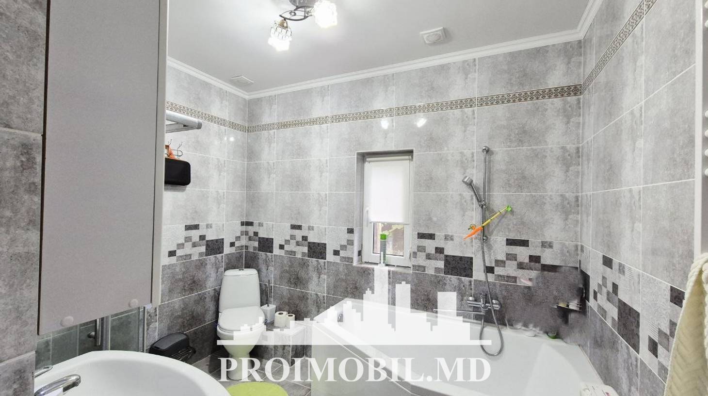 https://images.proimobil.md/8vNr_WsYhcw4E6KQl6dV5w-H33Nuz_K6aaE834fP8x0/watermark:0.75:so:0:30:0.39/resize:fill:1460:816:1/gravity:ce/bG9jYWw6Ly8vZXN0YXRlL2xyLzA5NmI0Y2EwLWNhMmUtNDQ0OC05MTMwLTZiYTAwYzU5ZTBjMi5qcGVn