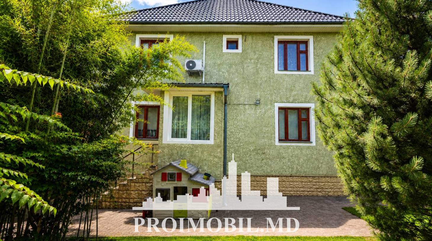 https://images.proimobil.md/917XHq-3m6w_aYTn-EXAn1bXsxt7G281XTACNJvW9es/watermark:0.75:so:0:30:0.39/resize:fill:1460:816:1/gravity:ce/bG9jYWw6Ly8vZXN0YXRlL2xyL2FkYzZiOTc4LTBmOWItNGUyOC1hZTQwLWY0OTI5ZTFlY2VmOC5qcGVn