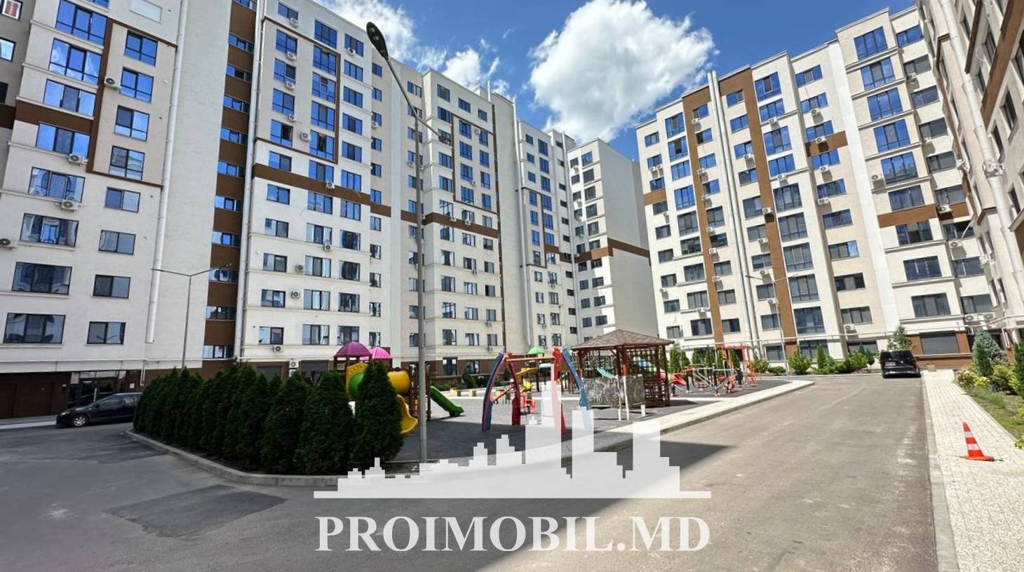 https://images.proimobil.md/91mts1yBS4wmGlbFbPM0aDTOY7Xbs7aOOUWlCjmvNY4/watermark:0.75:so:0:30:0.39/resize:fill:1460:816:1/gravity:ce/bG9jYWw6Ly8vZXN0YXRlL2xyL2UxNGQ4NmJlLWE1YzMtNDMzNy04YWZlLTAyM2I1NTVkYmQxMC5qcGVn