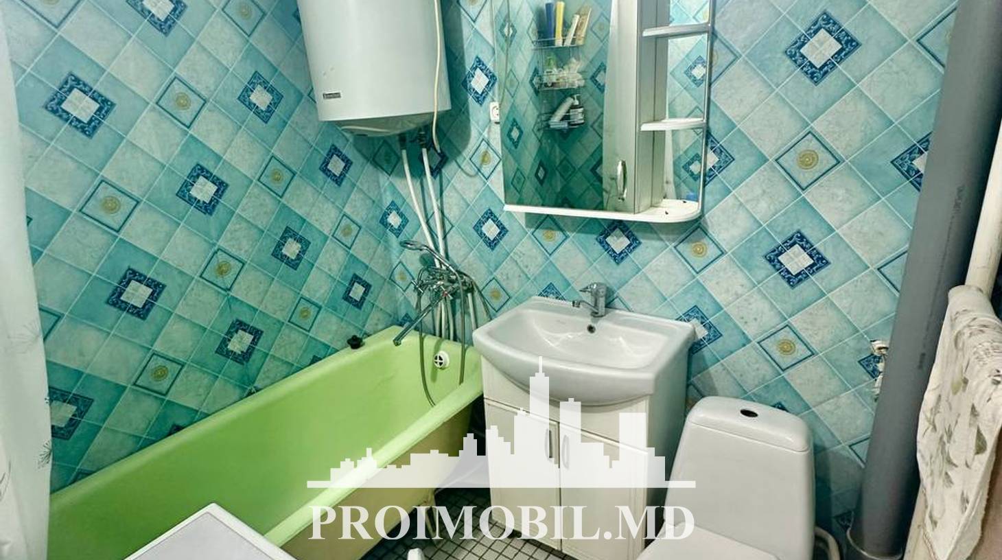 https://images.proimobil.md/95_GCOGK6_kGtt9qIWKi3KOWONM2SMhlgFQzPBaH5aI/watermark:0.75:so:0:30:0.39/resize:fill:1460:816:1/gravity:ce/bG9jYWw6Ly8vZXN0YXRlL2xyLzg1Zjg5YWIwLWNkMTMtNGRlNi1iNGFhLWM5ODQ4MmQ5YjFiZi5qcGVn