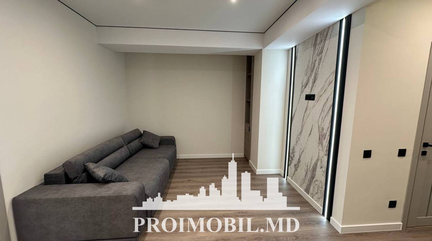 https://images.proimobil.md/97XKtamgzA0ltGwIrkTIrxziv7r32sxAoIYAsRcYVjM/watermark:0.75:so:0:30:0.39/resize:fill:1460:816:1/gravity:ce/bG9jYWw6Ly8vZXN0YXRlL2xyL2M5NWJhNDZmLTc1NGEtNGQyMi04YjhmLWVjNDhlMjMzYjg1NC5qcGVn