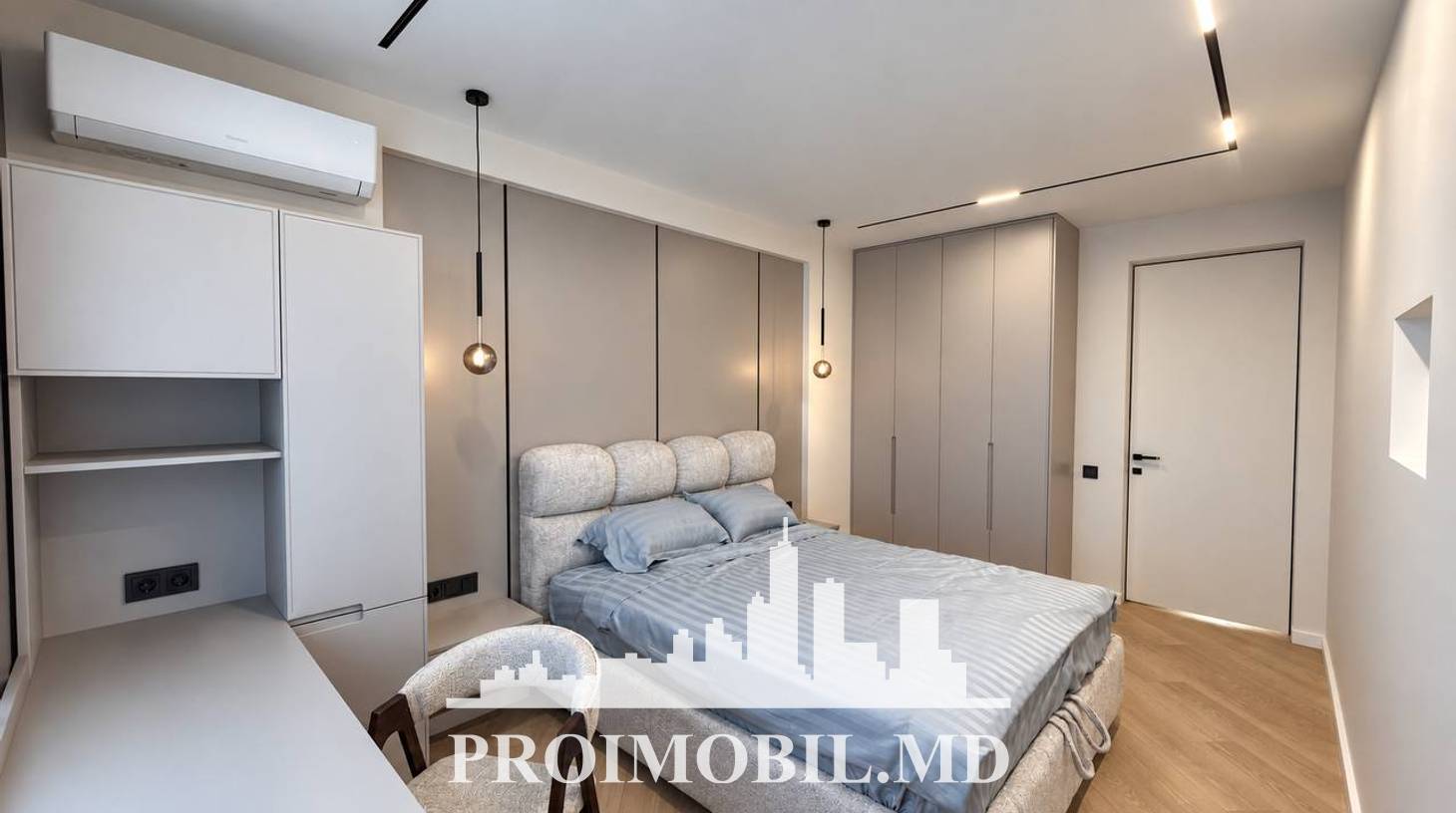 https://images.proimobil.md/97zJDrKiOcgJqY0n_UW3iucP0VR15cUF4hBFGLMbIhU/watermark:0.75:so:0:30:0.39/resize:fill:1460:816:1/gravity:ce/bG9jYWw6Ly8vZXN0YXRlL2xyLzBlMWM4N2IwLTBkNjktNDc4Ni1iNTQwLTljYmQ3ZDhlMzUxYS5qcGVn