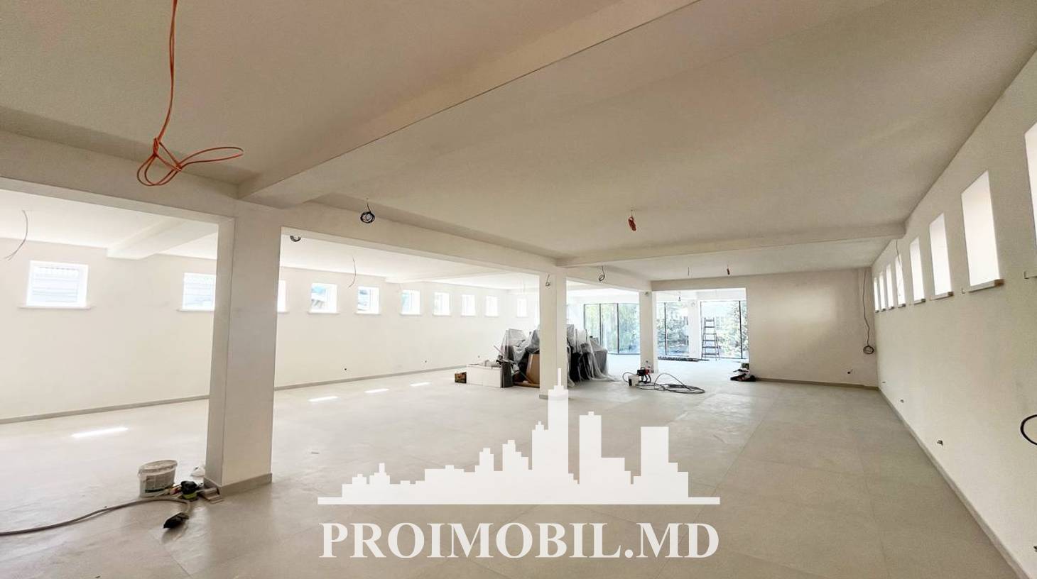 https://images.proimobil.md/9BqxNYZoQL1vJ7CC4hqp5rPWudyiUAS3yIquaDF_N84/watermark:0.75:so:0:30:0.39/resize:fill:1460:816:1/gravity:ce/bG9jYWw6Ly8vZXN0YXRlL2xyLzljZTlhZWFkLWVjZmYtNGExOC05YzcwLTVkNmYwYjIzYTE4Mi5qcGVn