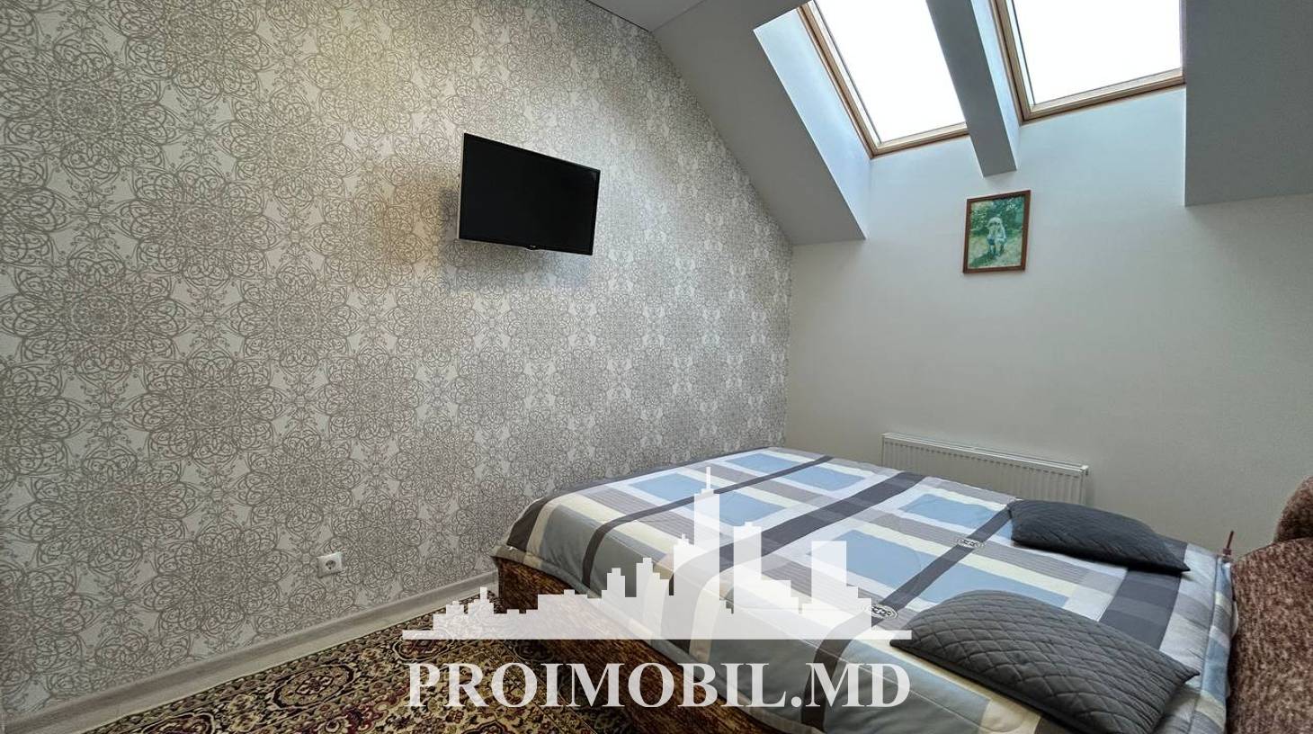 https://images.proimobil.md/9Bv6RdzZwf6UL9u0zTzP6JETOuCOwAQFLnKNm2Sd7e8/watermark:0.75:so:0:30:0.39/resize:fill:1460:816:1/gravity:ce/bG9jYWw6Ly8vZXN0YXRlL2xyLzY1NTQ2ZTIxLWVjZDktNDcxMy04NmYxLTM0YmNmODU1OTQwNC5qcGVn