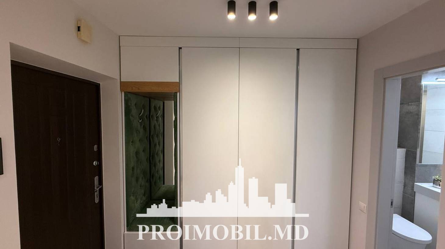 https://images.proimobil.md/9GhdE0zm-og980l7D6cRnr8y9fcD9s_M1u8d8IrzLPo/watermark:0.75:so:0:30:0.39/resize:fill:1460:816:1/gravity:ce/bG9jYWw6Ly8vZXN0YXRlL2xyL2M5MjU5YzVmLWVmZDUtNDk0NC1hMDllLTg5MjA3NjEyOGRiZi5qcGVn