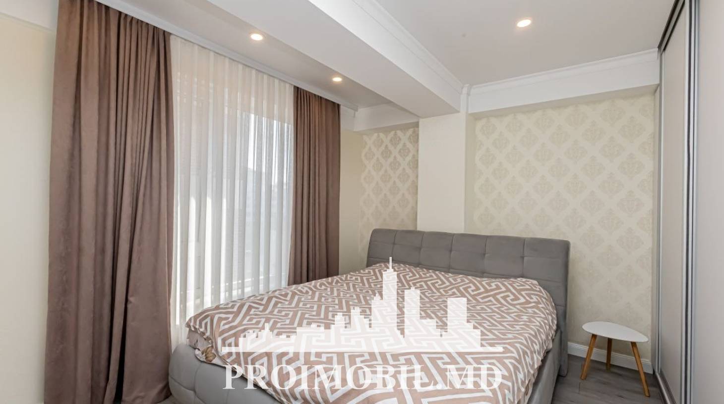 https://images.proimobil.md/9GiAnkizmU8d5XjbLxg0tKsS3nJ_q2eN9UM0RzAjBZw/watermark:0.75:so:0:30:0.39/resize:fill:1460:816:1/gravity:ce/bG9jYWw6Ly8vZXN0YXRlL2xyLzliMzM3MDU3LTAzYWEtNGJhNC04ZWEzLTQ1ZTg0ZDE3NTY0NS5qcGVn