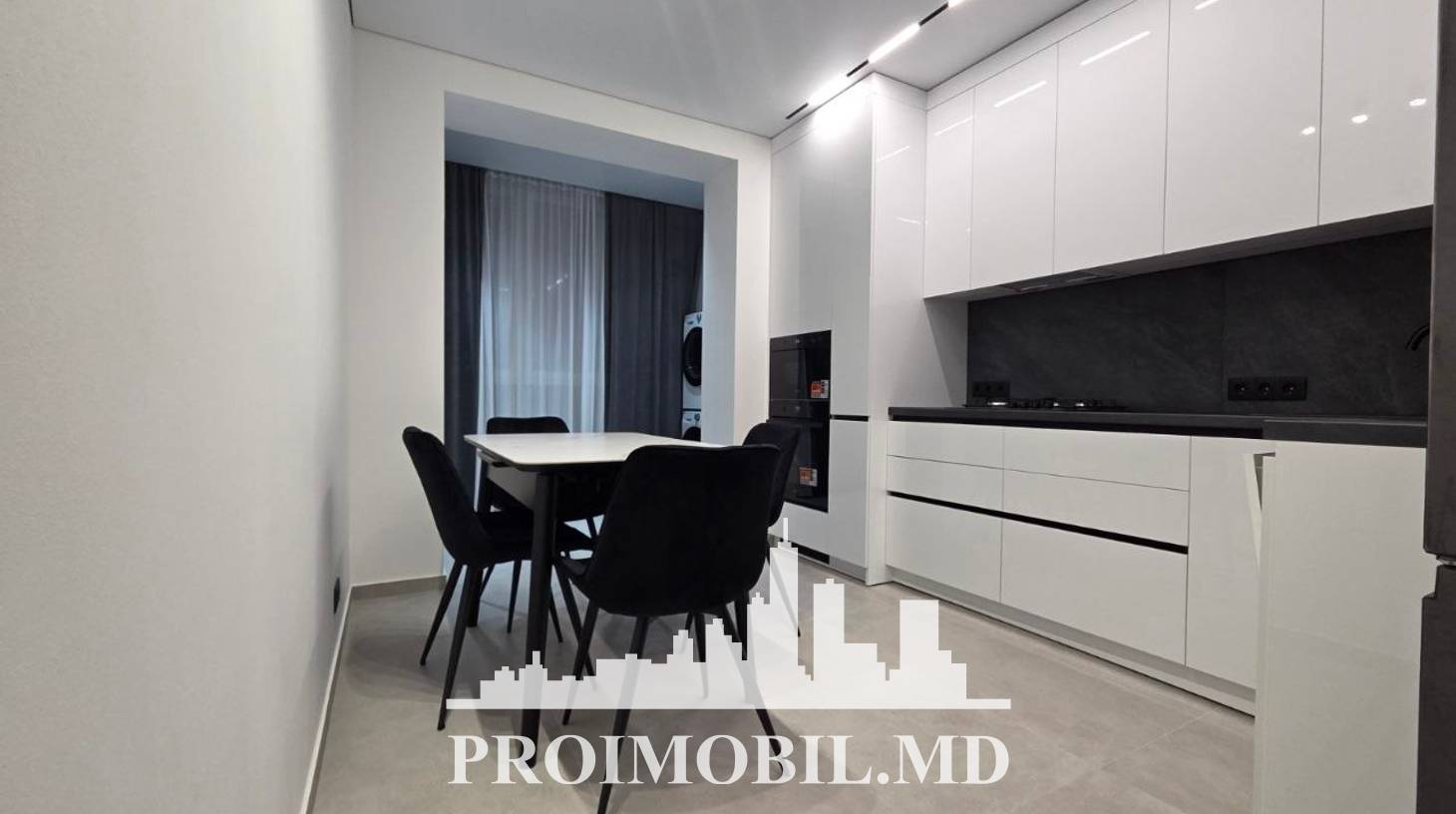 https://images.proimobil.md/9HzdPngKH-izcACb0fcN6x_gcL7d4qDMqdU9c8-YmQs/watermark:0.75:so:0:30:0.39/resize:fill:1460:816:1/gravity:ce/bG9jYWw6Ly8vZXN0YXRlL2xyLzU1ODdmMTI2LTljZmUtNGE1Mi04OTA3LWQzOGYzYTkxMTBhMy5qcGVn