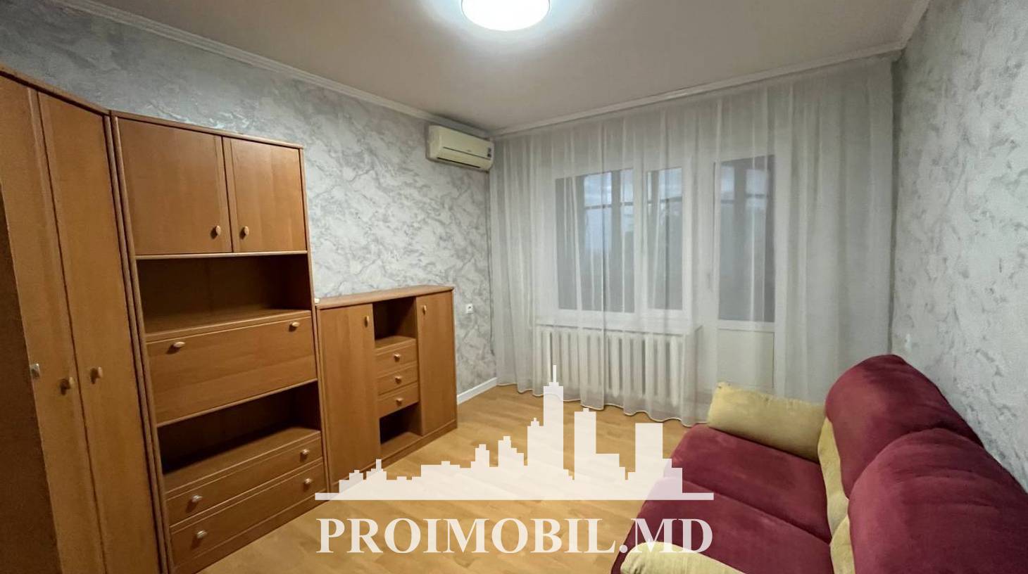 https://images.proimobil.md/9IKQErz5L5TYSBo53cylg7DNnnf4WkZgmM8Rjsmr80o/watermark:0.75:so:0:30:0.39/resize:fill:1460:816:1/gravity:ce/bG9jYWw6Ly8vZXN0YXRlL2xyLzZjYjA3YjBlLTE0NTAtNDhiMS1iMjk4LTYzODY2Y2ZkMWI2Zi5qcGVn