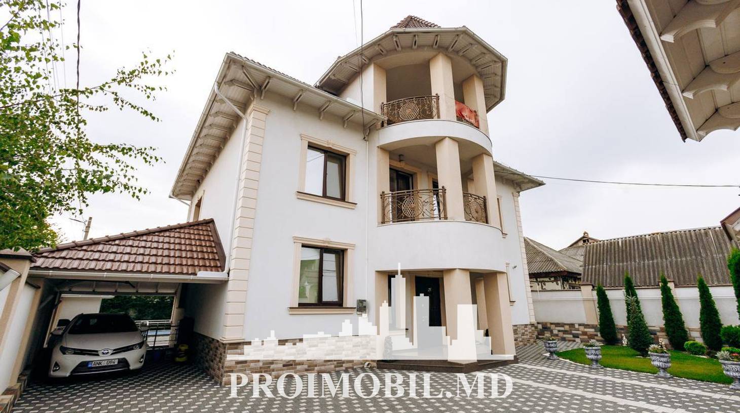 https://images.proimobil.md/9RuzRcQl2uQxRvaTalgAWw5ECw8FGCWeNq6q5Y0h3NQ/watermark:0.75:so:0:30:0.39/resize:fill:1460:816:1/gravity:ce/bG9jYWw6Ly8vZXN0YXRlL2xyLzMyODZmNmFjLWM1M2UtNDg2OS1hMDE3LWMzNjk3Njk1YjU0Zi5qcGVn