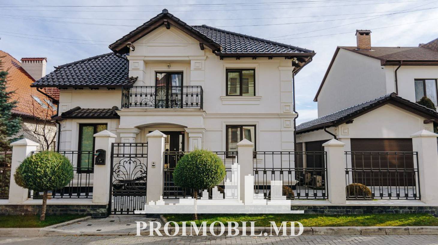 https://images.proimobil.md/9SRsYxtwgXkgUUBeB2_8PhSZ3260Czm1q0kDiHu3YW8/watermark:0.75:so:0:30:0.39/resize:fill:1460:816:1/gravity:ce/bG9jYWw6Ly8vZXN0YXRlL2xyLzEyNjY3MDAxLTIzOTYtNGQzNC1hYzJjLWQ2OWU4MGVlZTA1YS5qcGVn