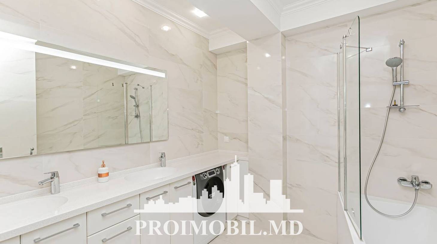 https://images.proimobil.md/9SmrI-wEw6FdN8IxN3OM8-g5hHej3No2G7c6xLHu3jc/watermark:0.75:so:0:30:0.39/resize:fill:1460:816:1/gravity:ce/bG9jYWw6Ly8vZXN0YXRlL2xyLzA5ZmZiYzhhLTgzZmYtNDZkMy04Y2NiLWI0ZmUwZjZlNWI1NS5qcGVn