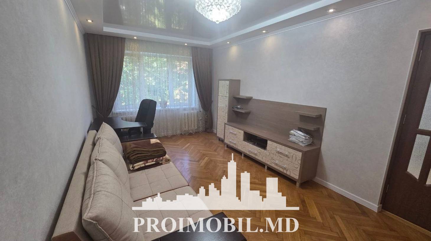 https://images.proimobil.md/9T0_MVyUFHj_K1Q-YGSWe9A21V-qzSLegrs4oTx9I8s/watermark:0.75:so:0:30:0.39/resize:fill:1460:816:1/gravity:ce/bG9jYWw6Ly8vZXN0YXRlL2xyLzNkM2E1ZmYyLTZmMDQtNGZjOC1iM2QwLTU3MWZkOTVhZTg2Ni5qcGVn