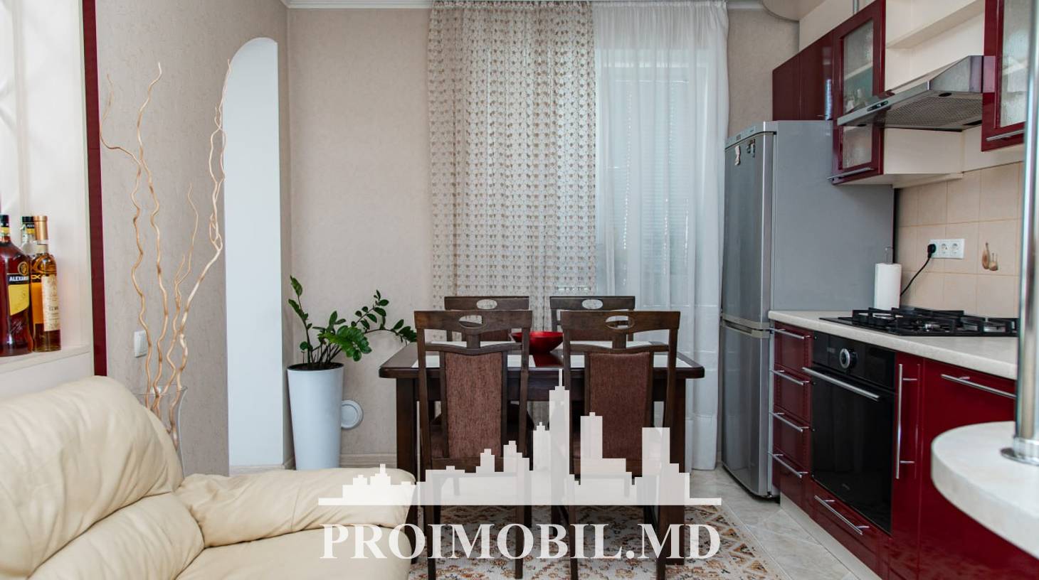 https://images.proimobil.md/9U_nBizWEXkiBCUNXQTLSIxOEucvXyRHRo6BLOyYA9E/watermark:0.75:so:0:30:0.39/resize:fill:1460:816:1/gravity:ce/bG9jYWw6Ly8vZXN0YXRlL2xyLzQ5ZTczYzg1LTczOGMtNDQzZS1iNWZlLWNmODA3NTBlNTJmNS5qcGVn