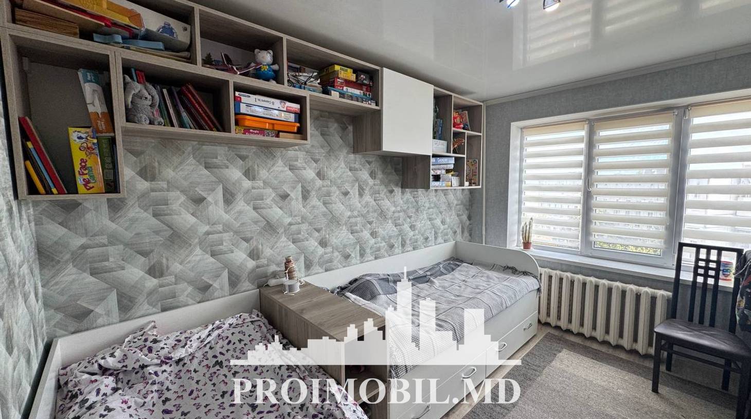 https://images.proimobil.md/9UaCPs-UiWvBuk-mzgzp6s3IOF08Qi81JIFLaOgkUYk/watermark:0.75:so:0:30:0.39/resize:fill:1460:816:1/gravity:ce/bG9jYWw6Ly8vZXN0YXRlL2xyL2E1Mzc1YzQ2LTQ0MDgtNDkxZC04NDQ5LTc0NGYxNjc5ZDZiOC5qcGVn