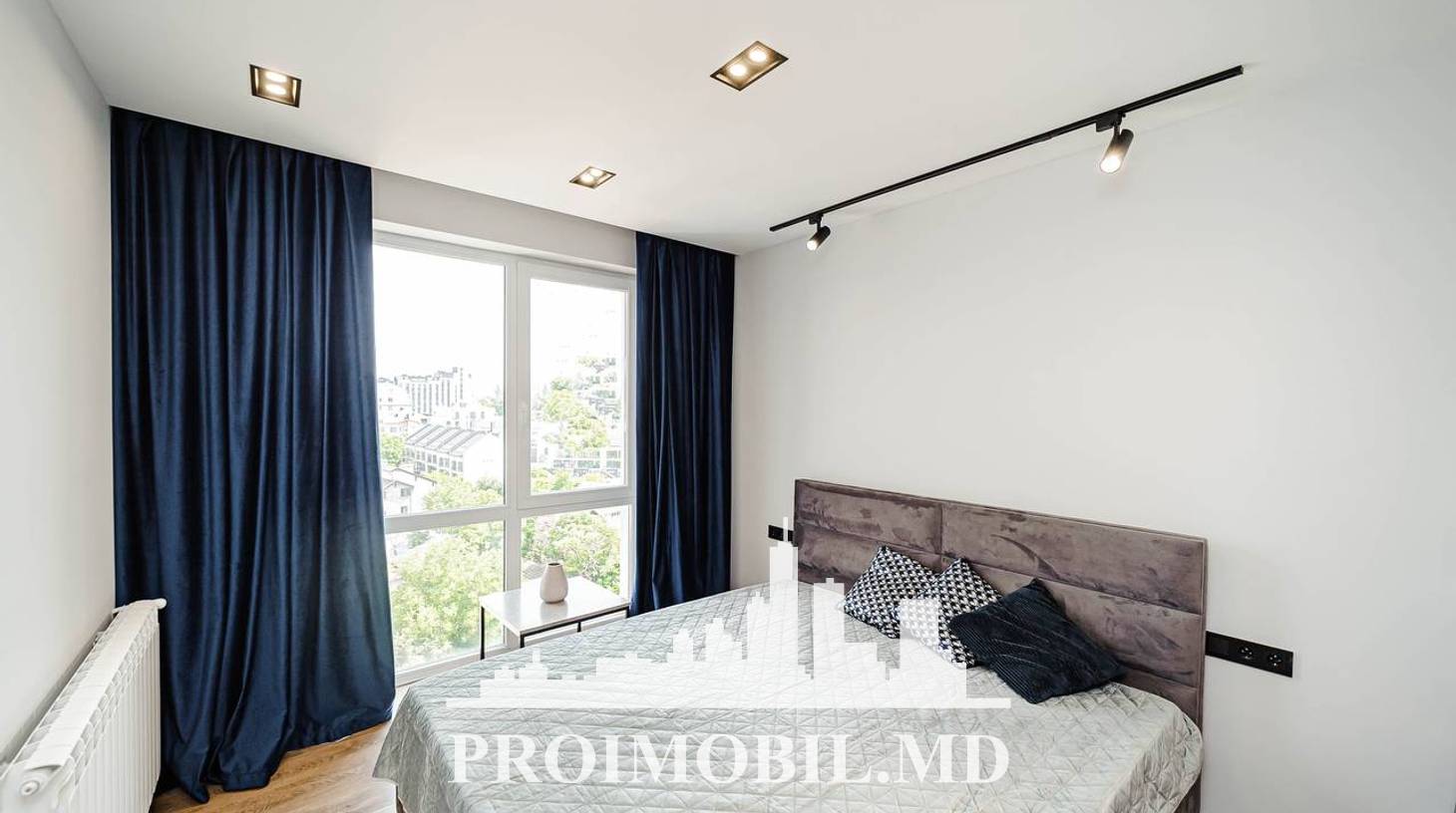 https://images.proimobil.md/9dRZ1E5-8sbyO9o2_Avi-p1DtGmn4vvqrjLm0cbCRQc/watermark:0.75:so:0:30:0.39/resize:fill:1460:816:1/gravity:ce/bG9jYWw6Ly8vZXN0YXRlL2xyLzAyZGQ0Y2NkLTc5NTUtNDBjMS1hNWQwLWRmYzJlMWY2ZTM1Mi5qcGVn