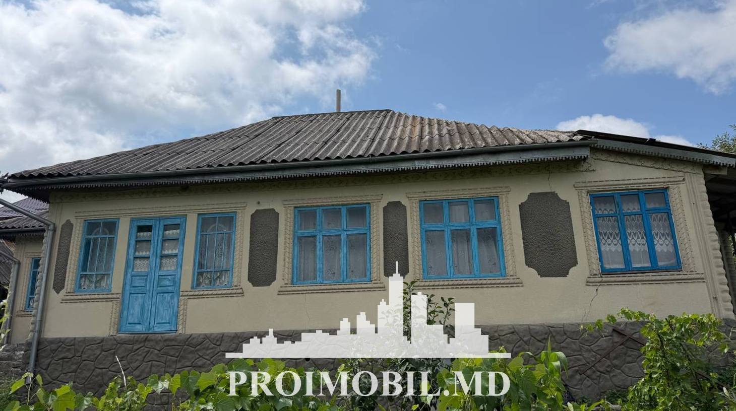 https://images.proimobil.md/9e333SmEN4JgfP6kfTYqwwVTu48oaDcU6BQO1iWLVF0/watermark:0.75:so:0:30:0.39/resize:fill:1460:816:1/gravity:ce/bG9jYWw6Ly8vZXN0YXRlL2xyLzUxZWNhZmJkLWUyZTMtNDIxOC05ZTYzLTA5ZDNkNWNhZmJkOS5qcGVn