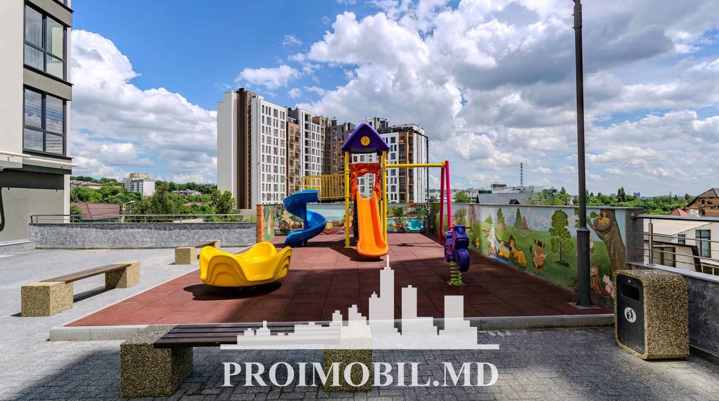 https://images.proimobil.md/9eaIez7UMU0kIReiwBghTUgOL3Wz9CxyCdGIGUAn6Wo/watermark:0.75:so:0:30:0.39/resize:fill:1460:816:1/gravity:ce/bG9jYWw6Ly8vZXN0YXRlL2xyLzE3MWZhYmJmLWIyMmUtNGM2MS05YWFiLTg0OTAzYzcxNzBiMy5qcGVn