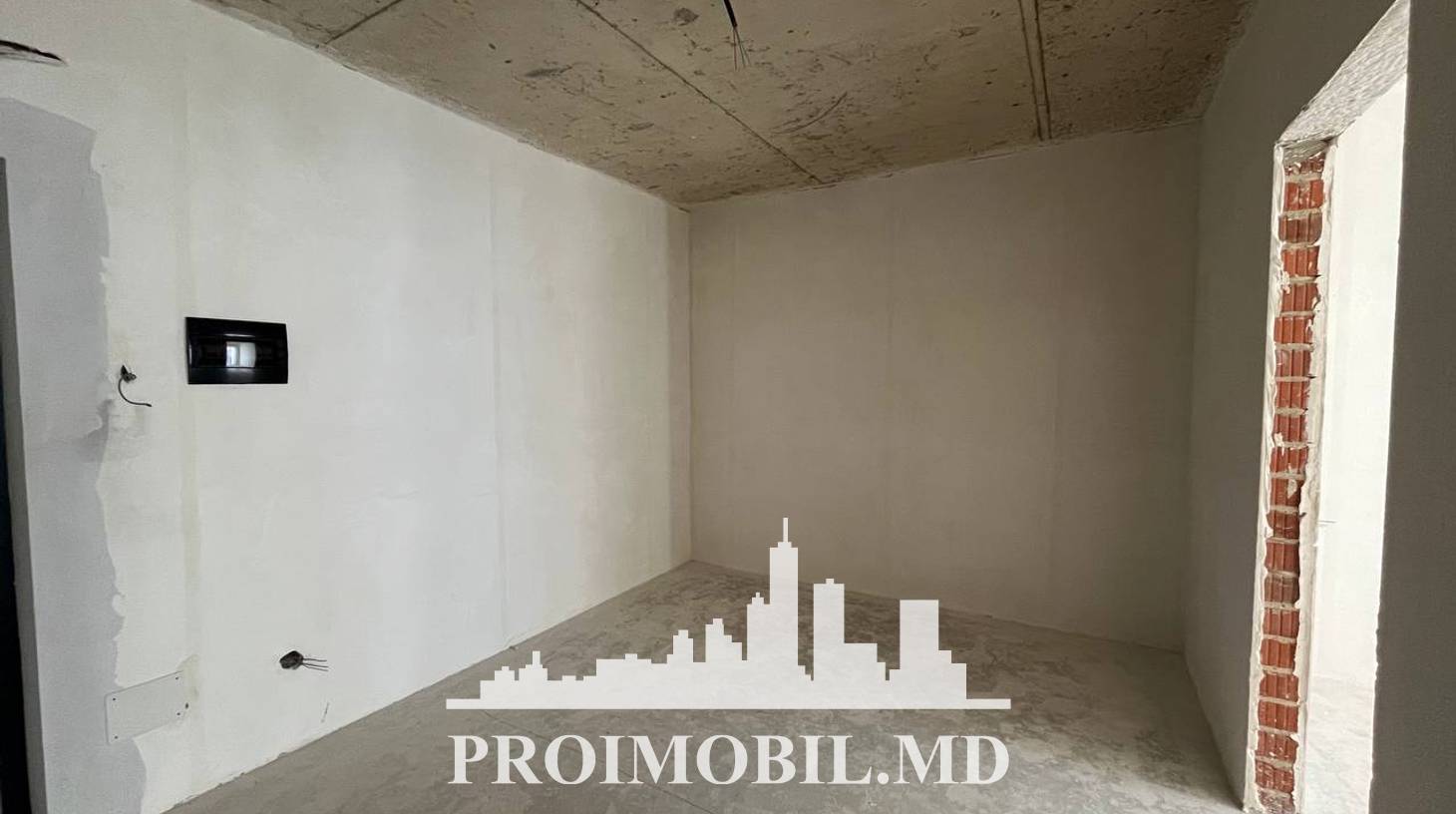https://images.proimobil.md/9efrnp2CCaAlrg3XV4QwfSm-f9LOyLdjRK4Qaz_FQHU/watermark:0.75:so:0:30:0.39/resize:fill:1460:816:1/gravity:ce/bG9jYWw6Ly8vZXN0YXRlL2xyLzJmM2E5YTA5LWM3YjItNGM0Ny1hZTQ5LWNhMzJiYjQ5NWFjMC5qcGVn