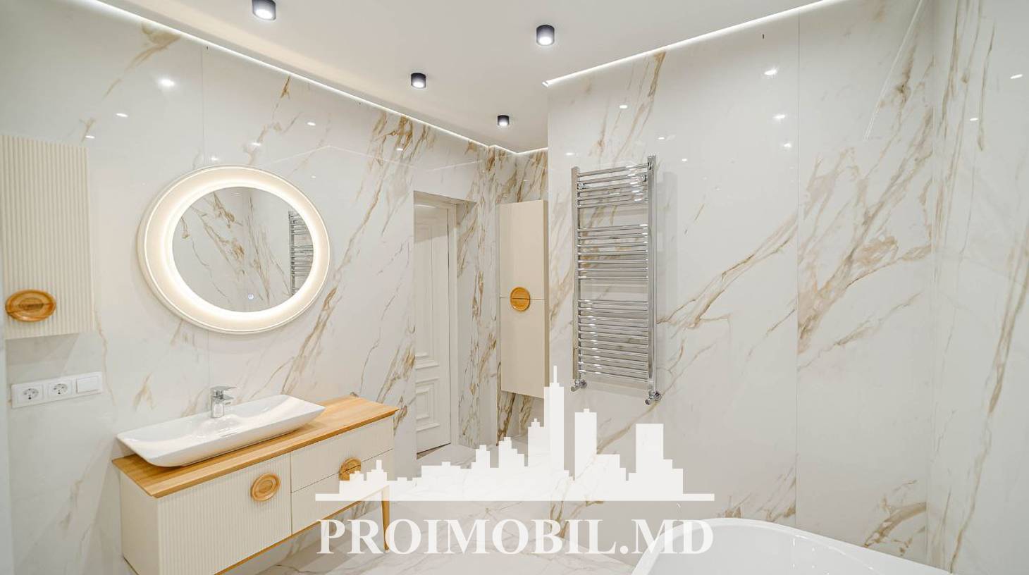 https://images.proimobil.md/9iQ1ElBxpHwRkGklo9wIxw353Cu3jaNjQzCocE0Hk0A/watermark:0.75:so:0:30:0.39/resize:fill:1460:816:1/gravity:ce/bG9jYWw6Ly8vZXN0YXRlL2xyL2VmNjlhM2M1LWYzOGItNDg1ZS04MjFjLTI5OTZmYTk3M2IyNC5qcGVn
