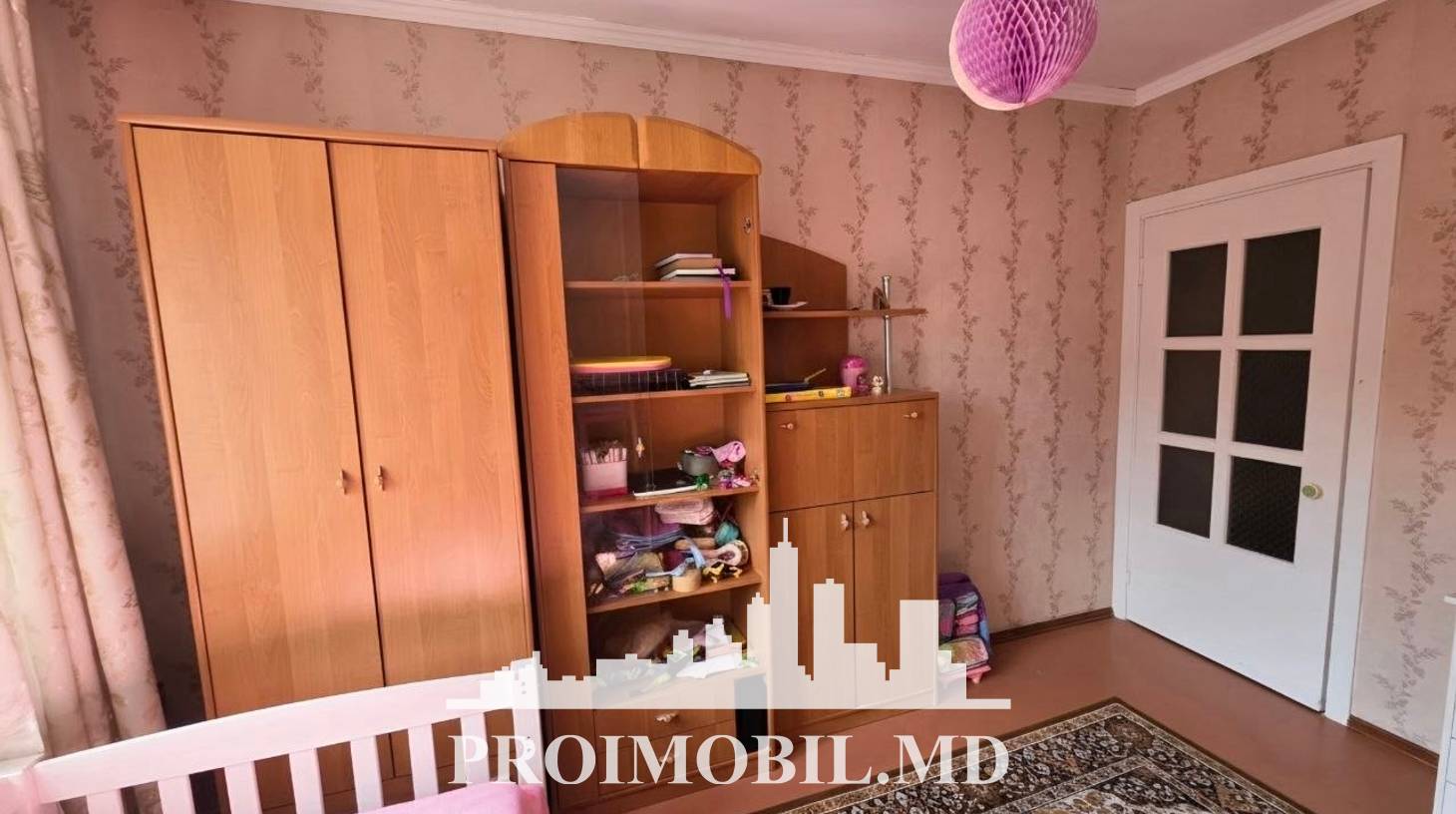 https://images.proimobil.md/9iTw8YmTBWcn0QkI2MxoPXt3hMkmZpGfyD4ym0pYDU4/watermark:0.75:so:0:30:0.39/resize:fill:1460:816:1/gravity:ce/bG9jYWw6Ly8vZXN0YXRlL2xyLzhkMmJmMzZlLWNhMjMtNGVhMi05MjM5LWFlN2ExMGJhNDc1MC5qcGVn