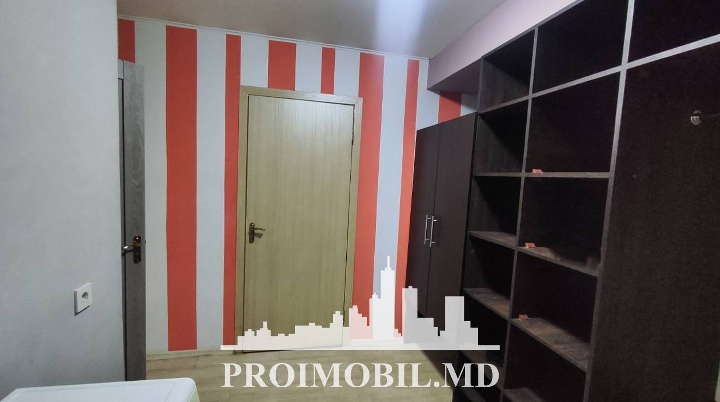 https://images.proimobil.md/9iVHXag3bt9VF9_IF8T5RCamERjHYVX8y-JzQopeErA/watermark:0.75:so:0:30:0.39/resize:fill:1460:816:1/gravity:ce/bG9jYWw6Ly8vZXN0YXRlL2xyLzcyNjA4YzQ2LWNmM2MtNDA2My1iYmY4LTVhYzNiZWI0NzMxZC5qcGVn