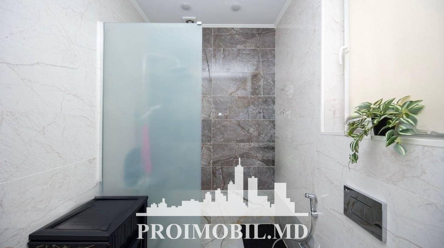 https://images.proimobil.md/9l-9T5wrjf68v0cDZt-QxUYUk3gxfzYrTOSEaWouTCo/watermark:0.75:so:0:30:0.39/resize:fill:1460:816:1/gravity:ce/bG9jYWw6Ly8vZXN0YXRlL2xyLzhmM2EwMDgxLTY1ZWEtNDIzYS1hNGZmLTgzYTdmOTA1MzdjOS5qcGVn