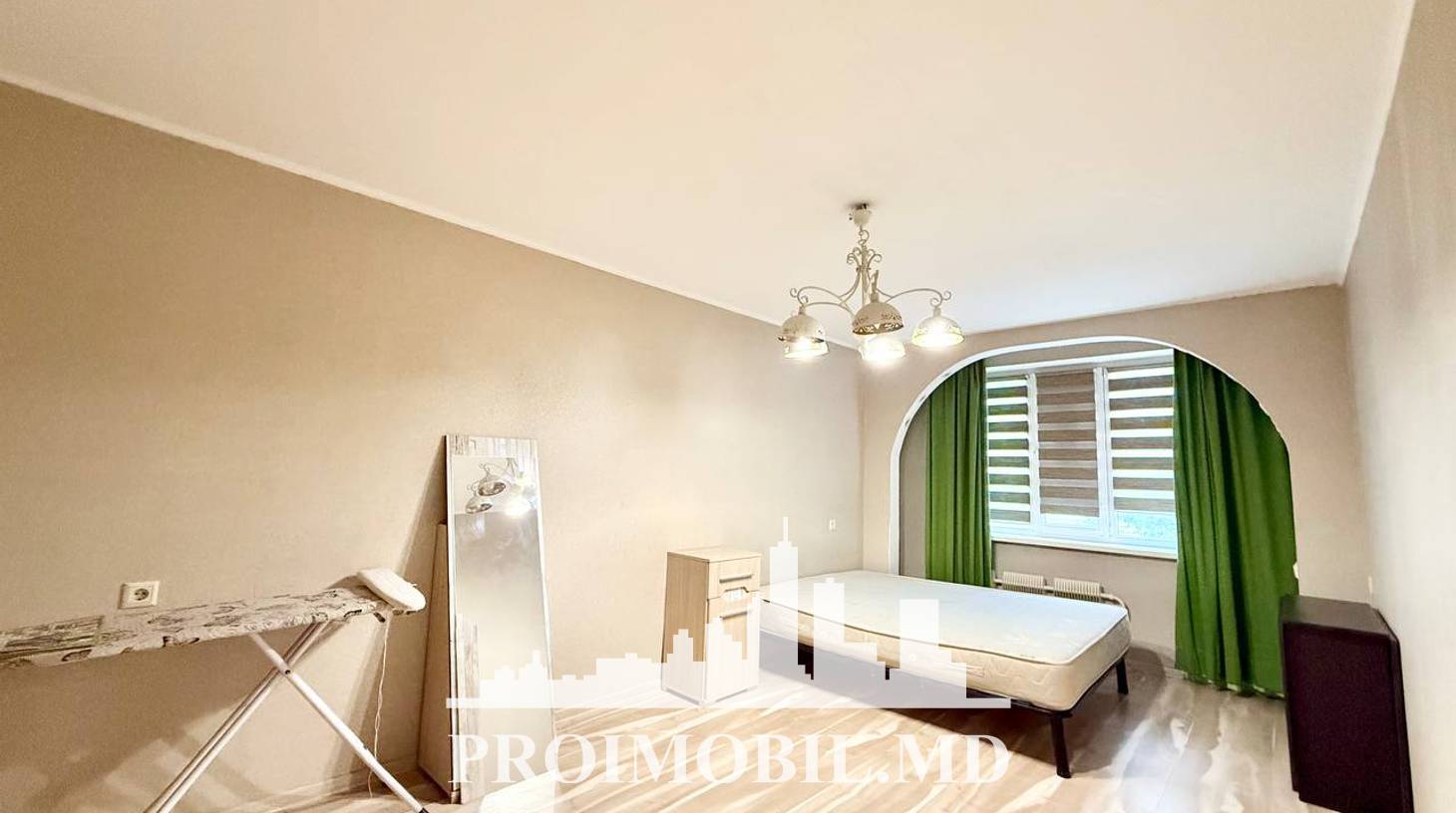 https://images.proimobil.md/9lyA_iobhmWxjO-3ttuEQFLMkIlx9BlNRZCbftK5byo/watermark:0.75:so:0:30:0.39/resize:fill:1460:816:1/gravity:ce/bG9jYWw6Ly8vZXN0YXRlL2xyL2ZkZmI2YWNkLWE5MWUtNGZkZC1iMzAyLTMxM2M4ZGIyMjhiZC5qcGVn