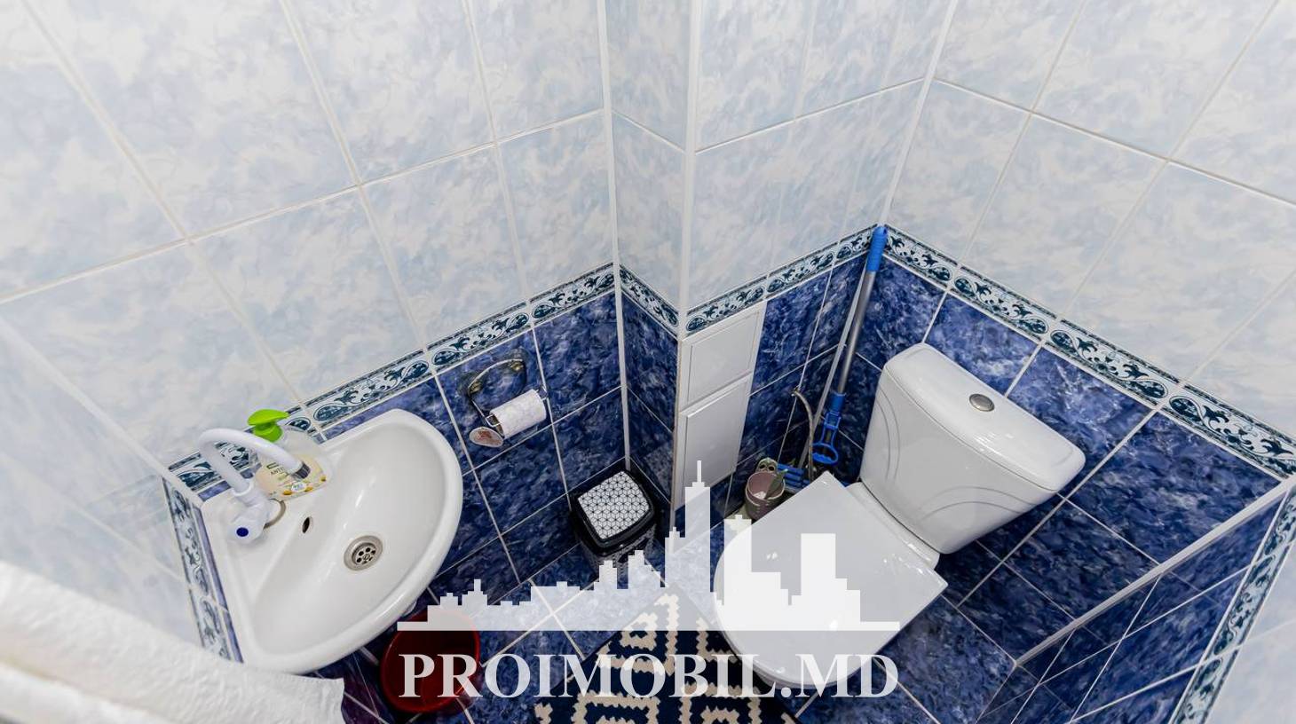 https://images.proimobil.md/9mq4ktTrGVCLSkMrgw-ME8KkBKtQlIFp0DiqbW5M7bg/watermark:0.75:so:0:30:0.39/resize:fill:1460:816:1/gravity:ce/bG9jYWw6Ly8vZXN0YXRlL2xyLzgwNGExNWY1LTVjNWMtNDk4Ny05OWFjLTA5ZDlkN2QwN2JmZC5qcGVn